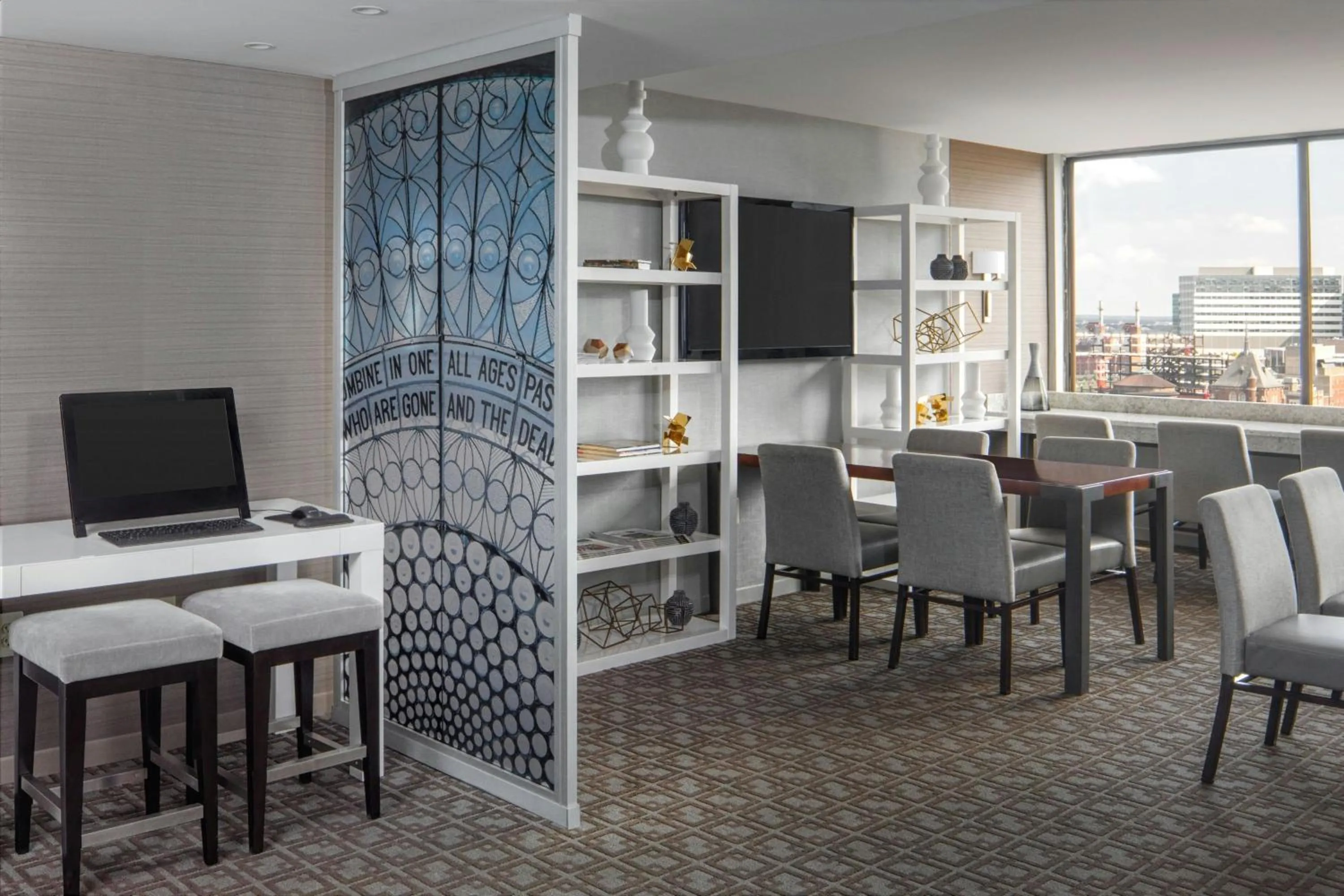 Lounge or bar in Sheraton Philadelphia University City Hotel