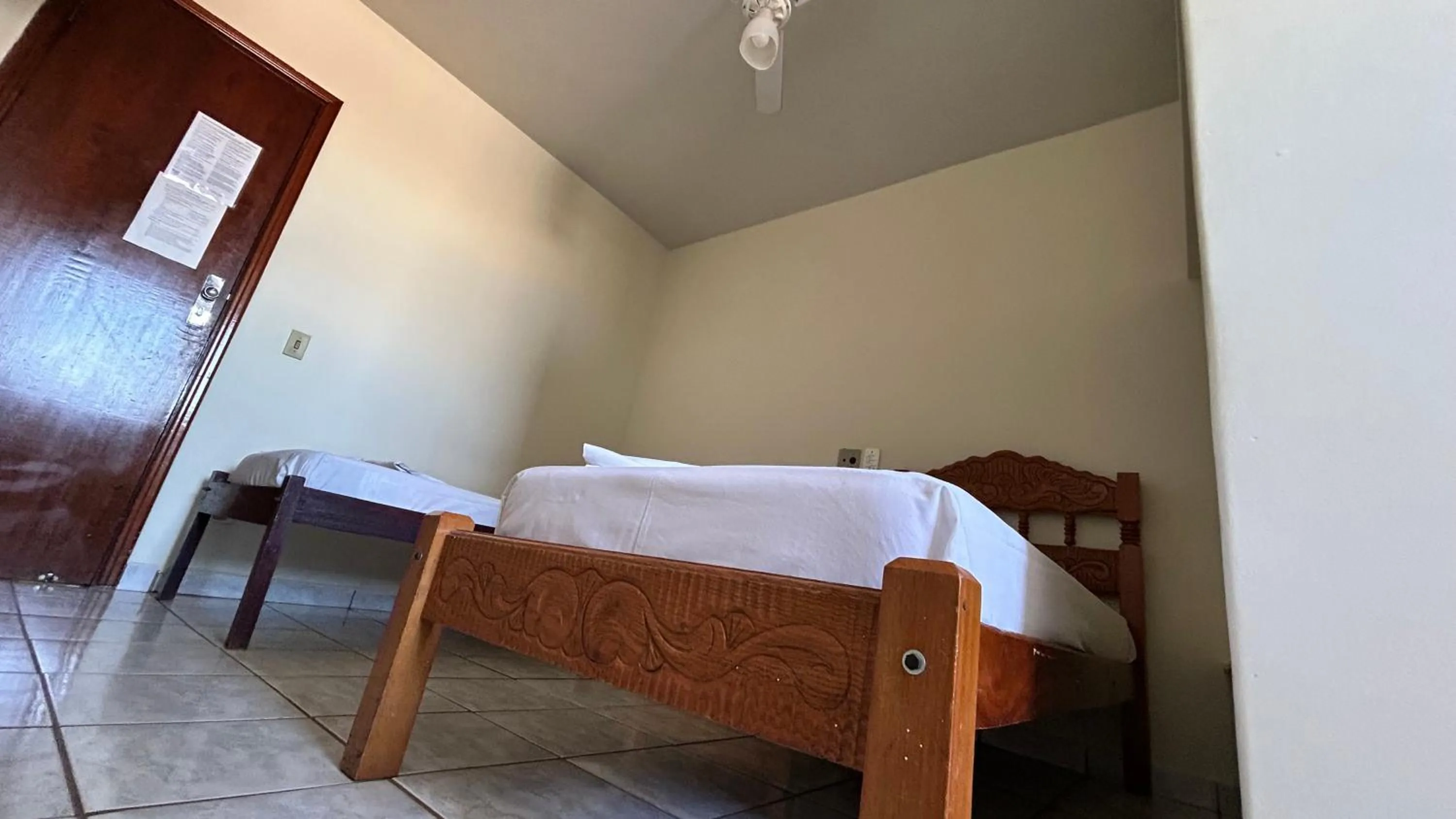 Bedroom, Bed in HAVANA ECONOMY