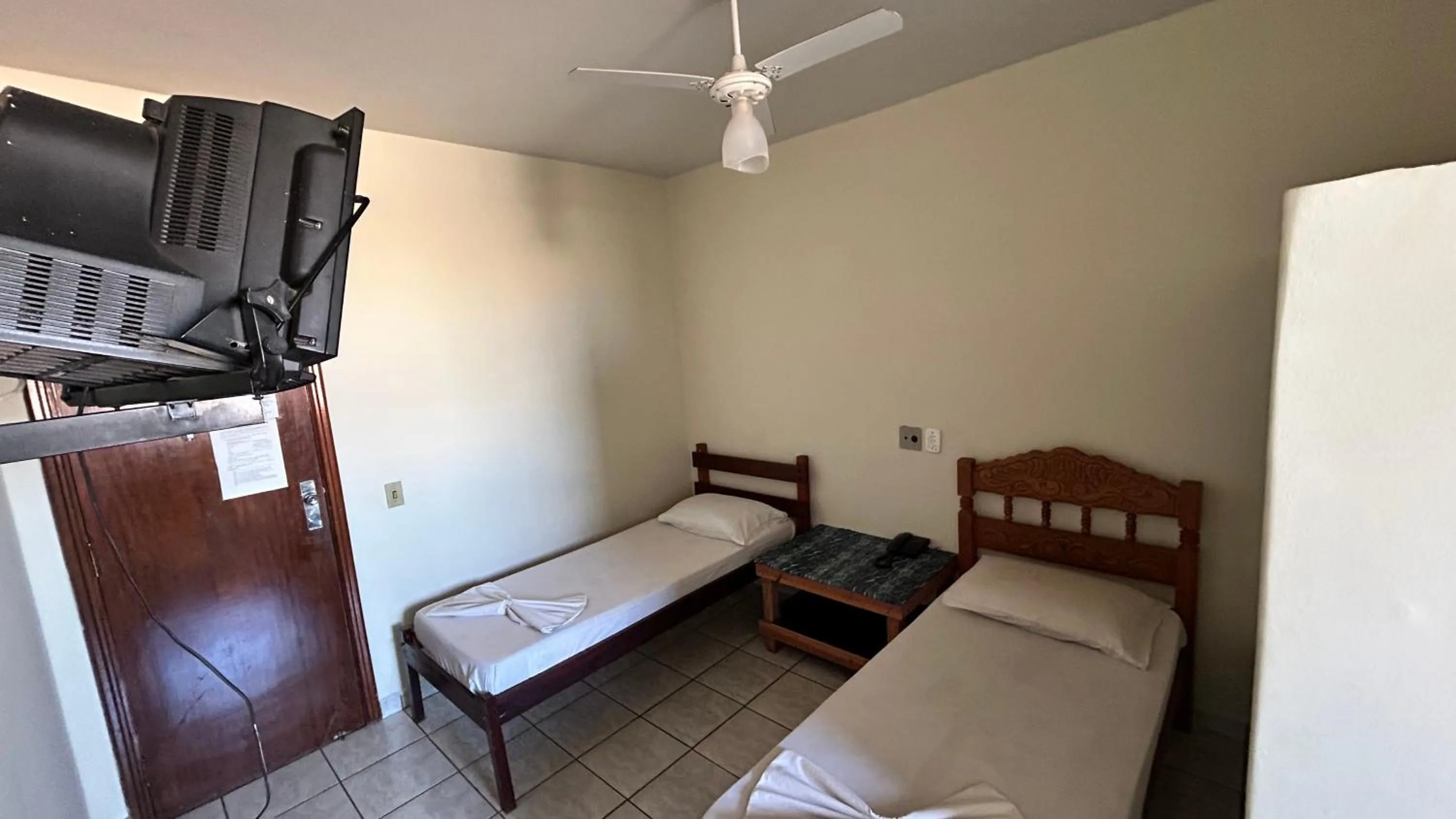 Bedroom, Bed in HAVANA ECONOMY