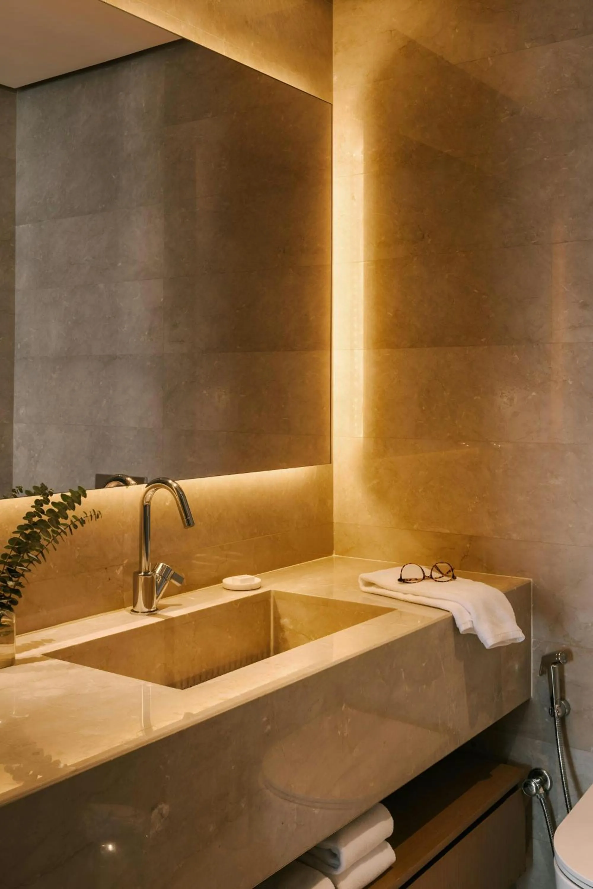 Bathroom in Sonder by Marriott Bonvoy JBR The Walk Apartments