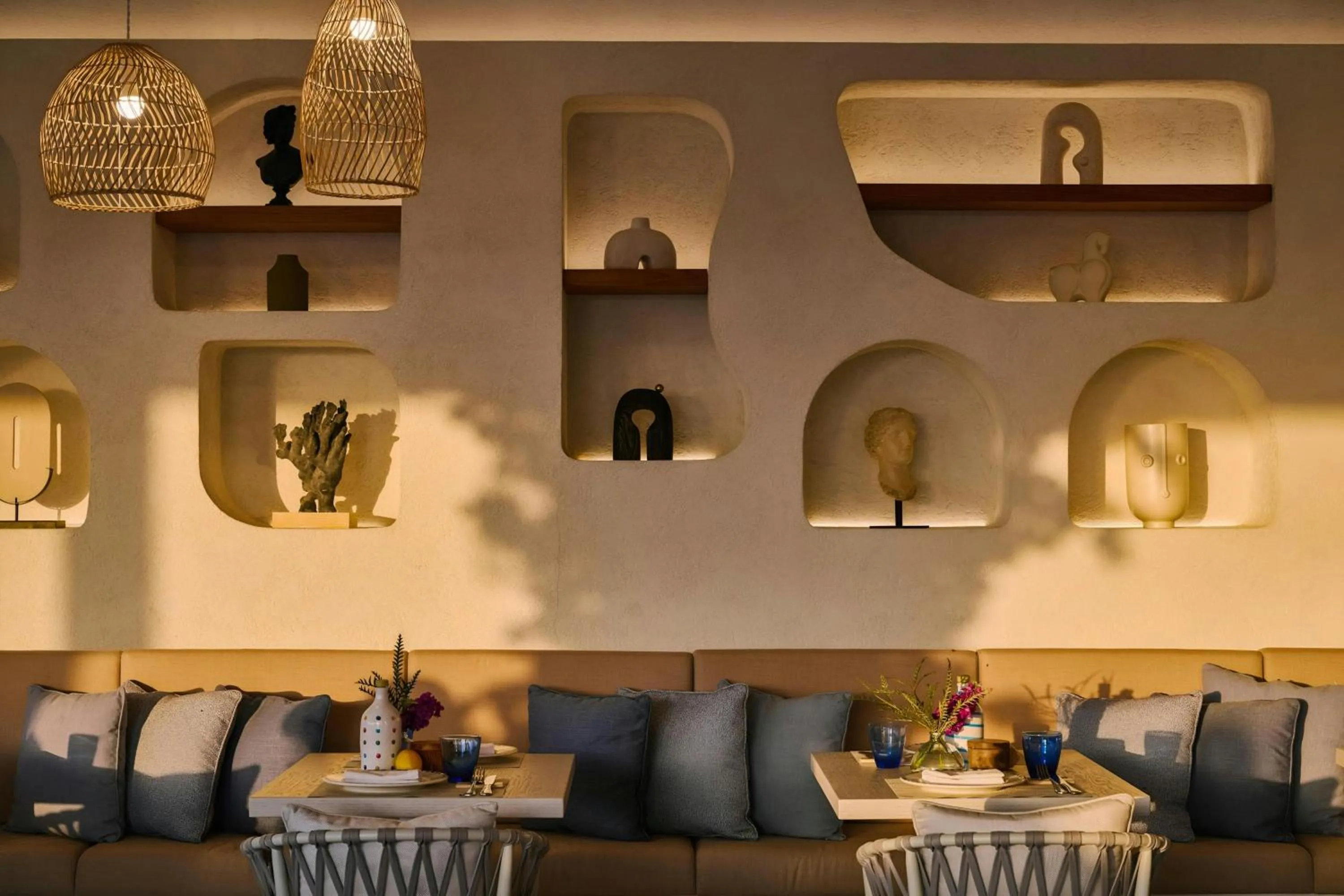 Restaurant/places to eat in Sonder by Marriott Bonvoy JBR The Walk Apartments