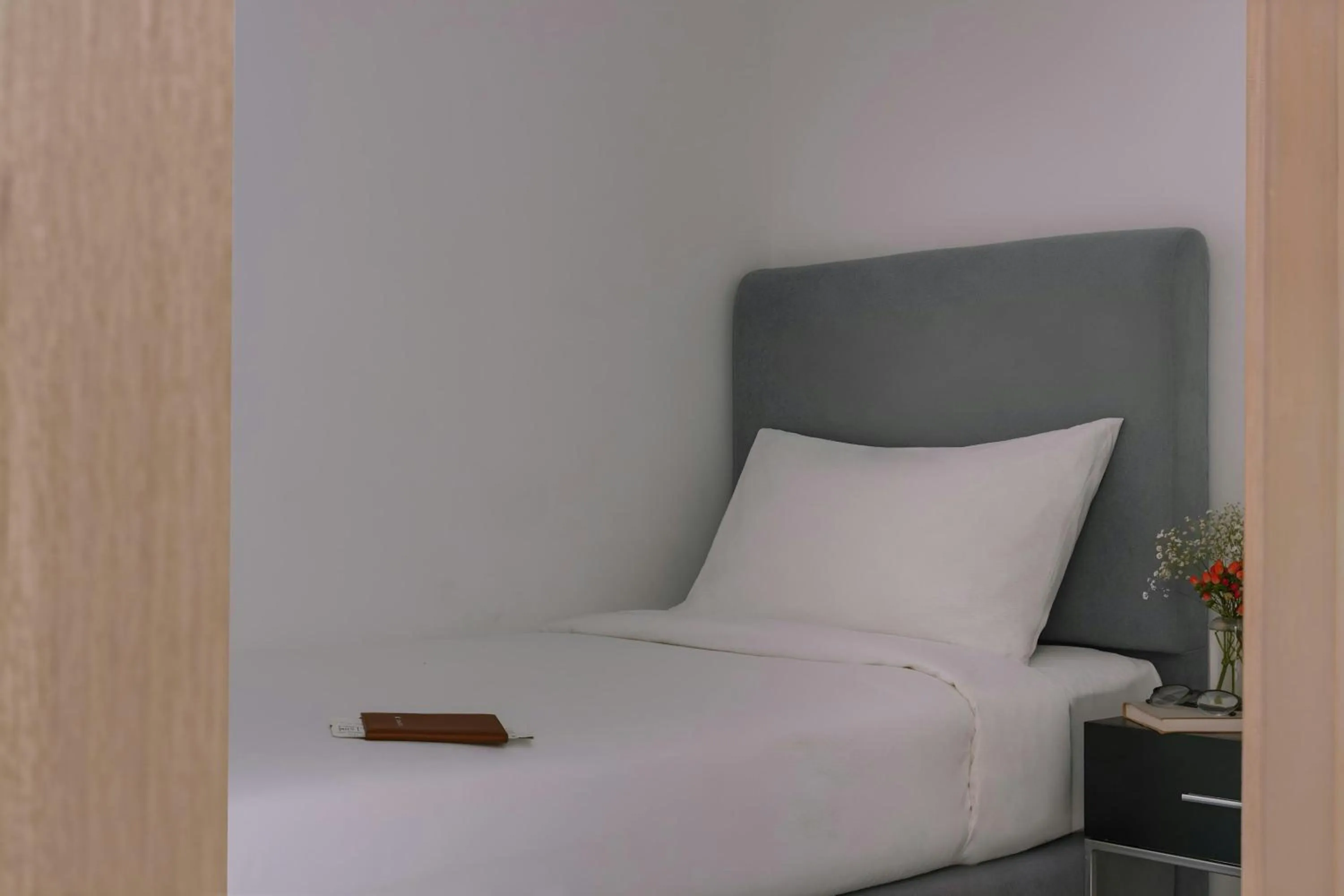 Bedroom, Bed in Sonder by Marriott Bonvoy JBR The Walk Apartments