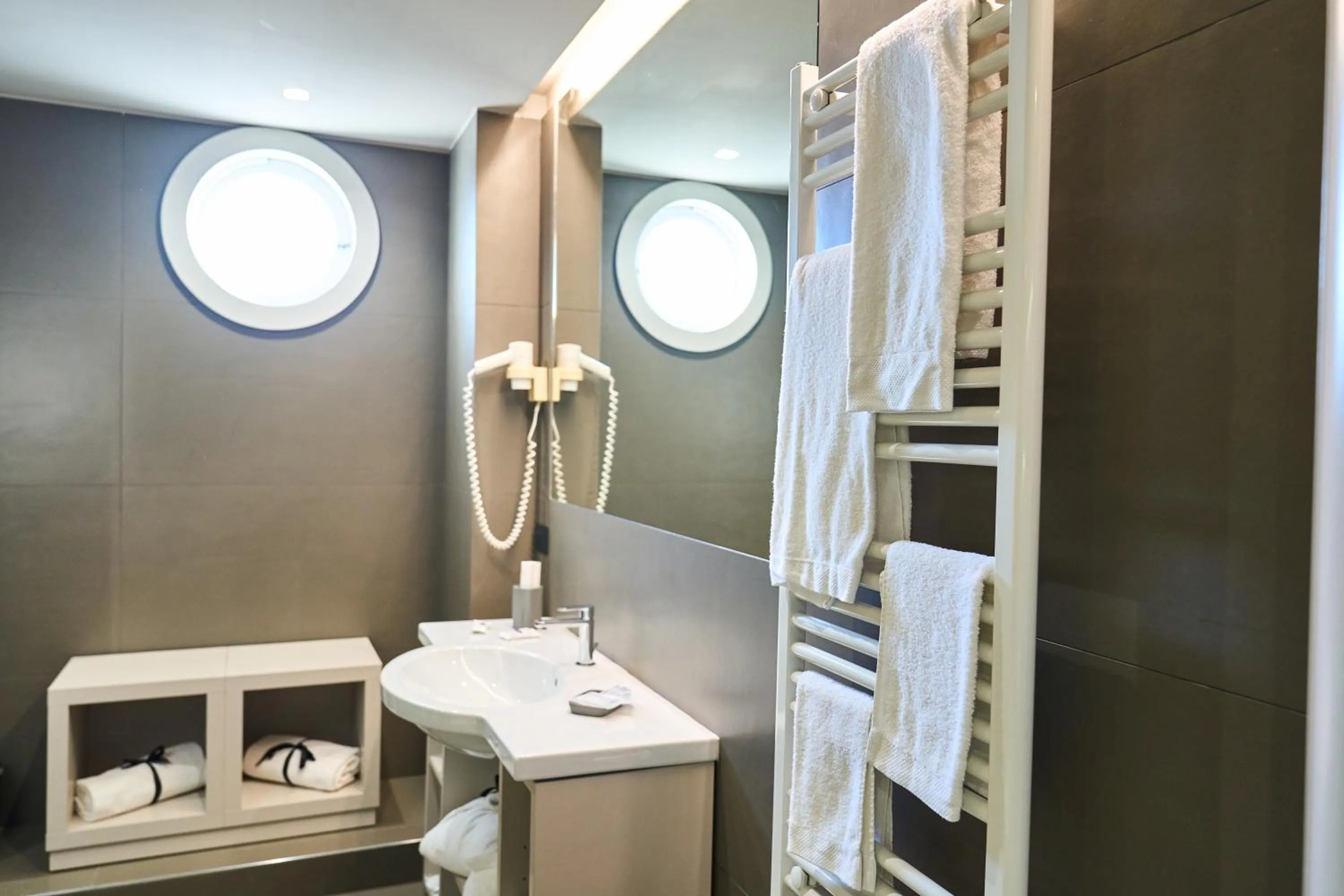 Shower in Hotel Miramare