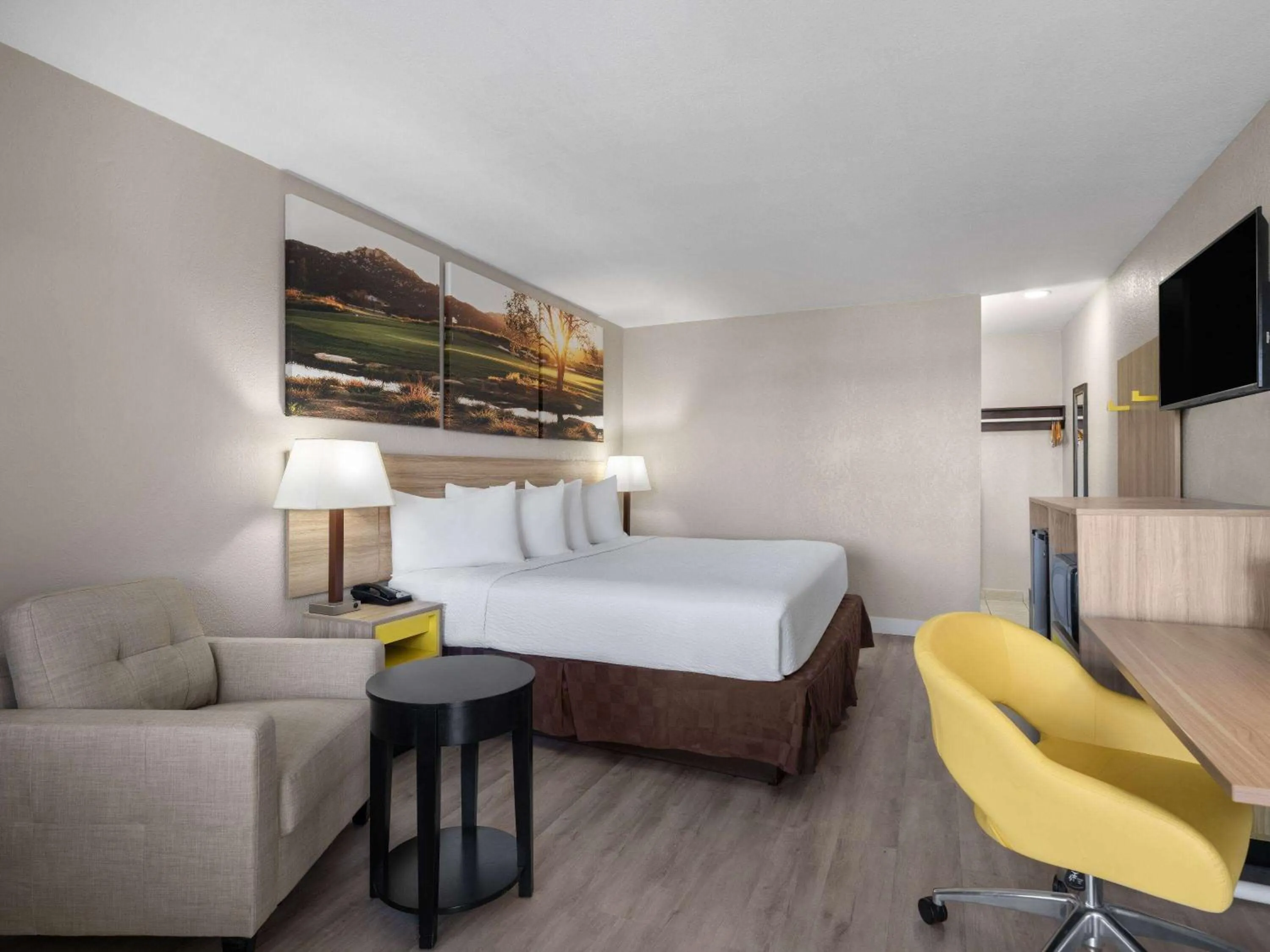 Photo of the whole room, Bed in Days Inn by Wyndham Las Vegas Airport Near the Strip