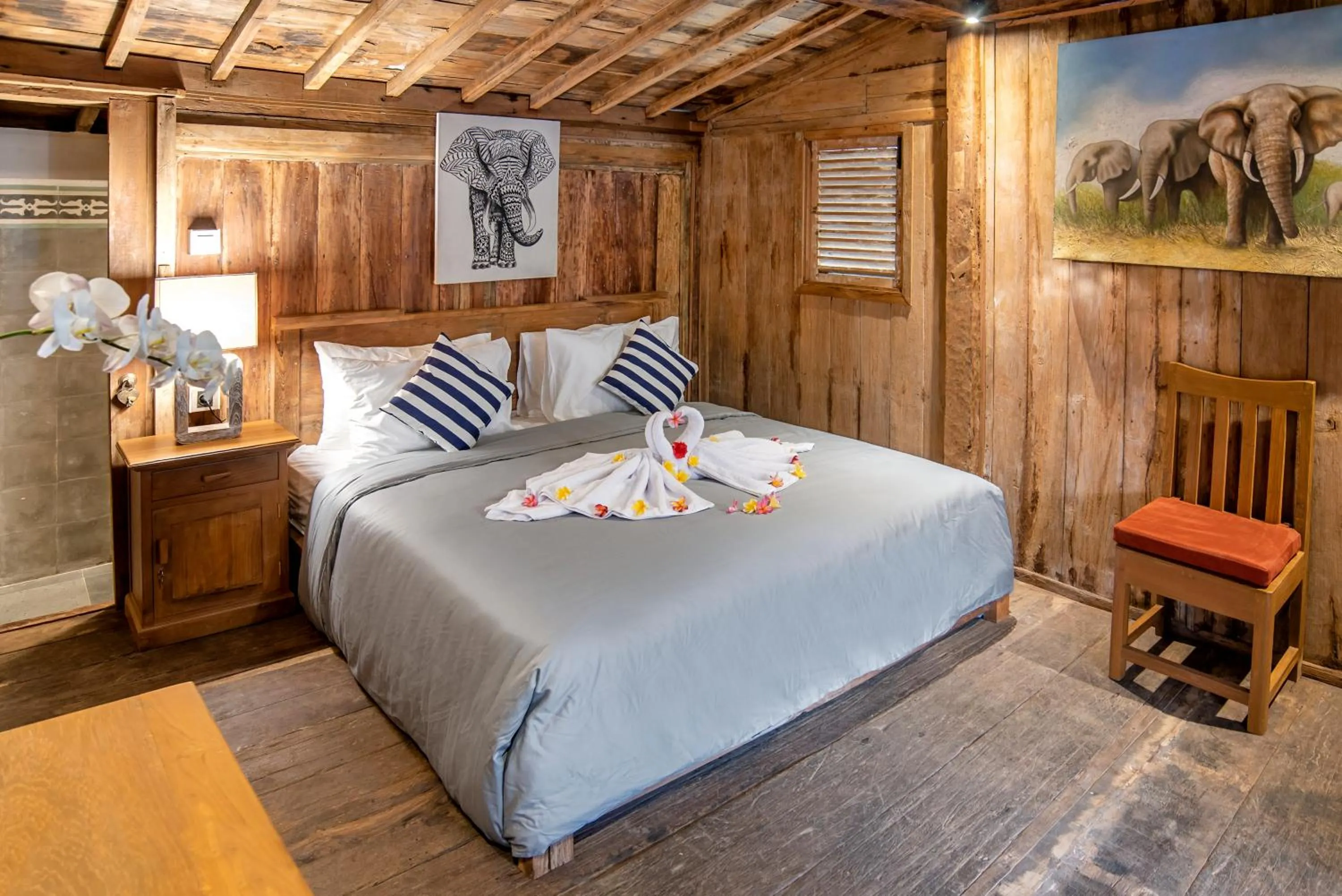 Bed in PNB Bali Villas