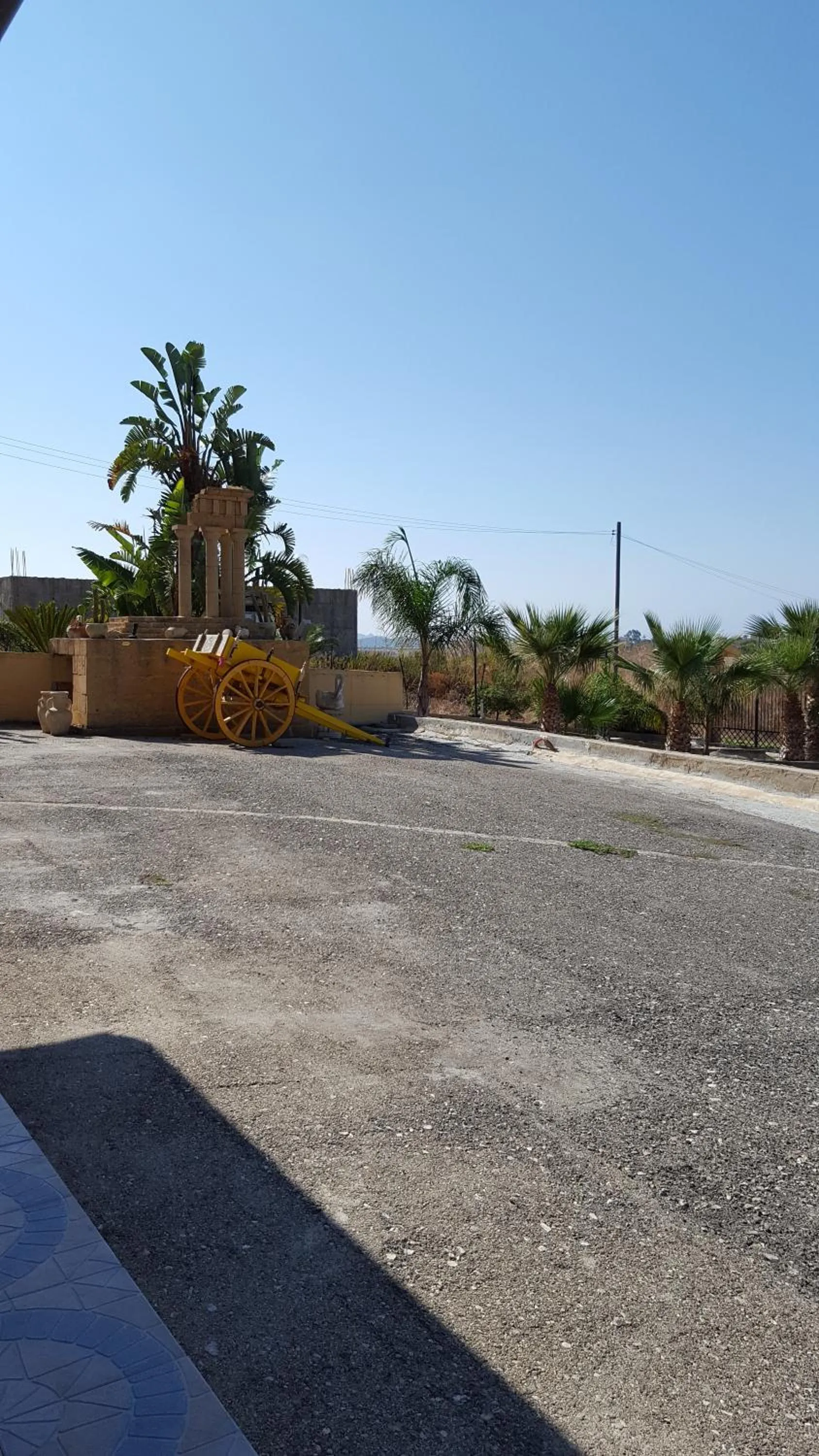 Property building in Villa Jolanda & Carmelo