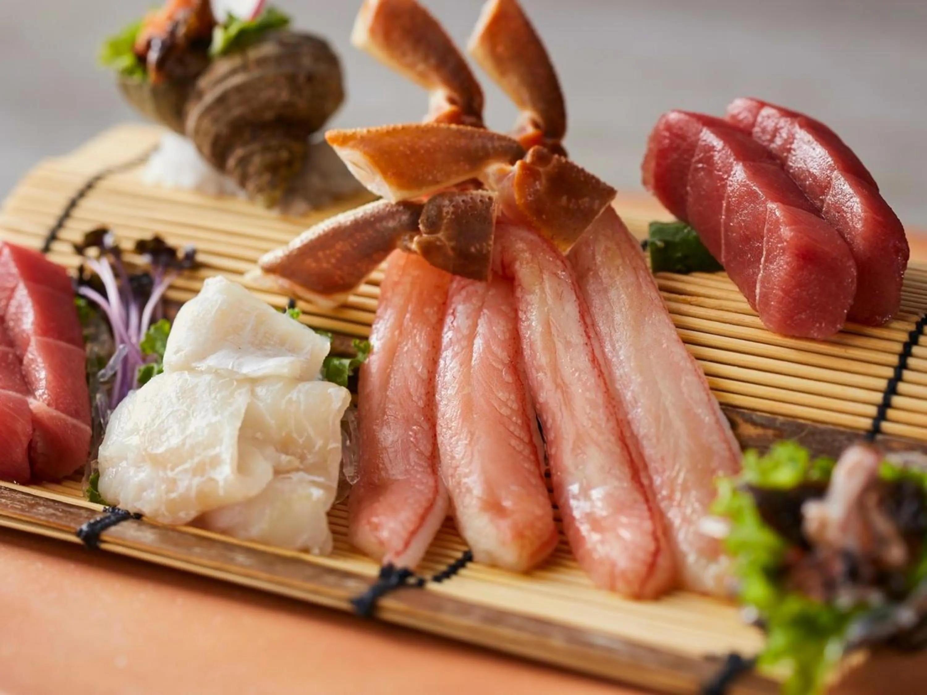 Dinner in Kamenoi Hotel Tondabayashi All-Inclusive Resort