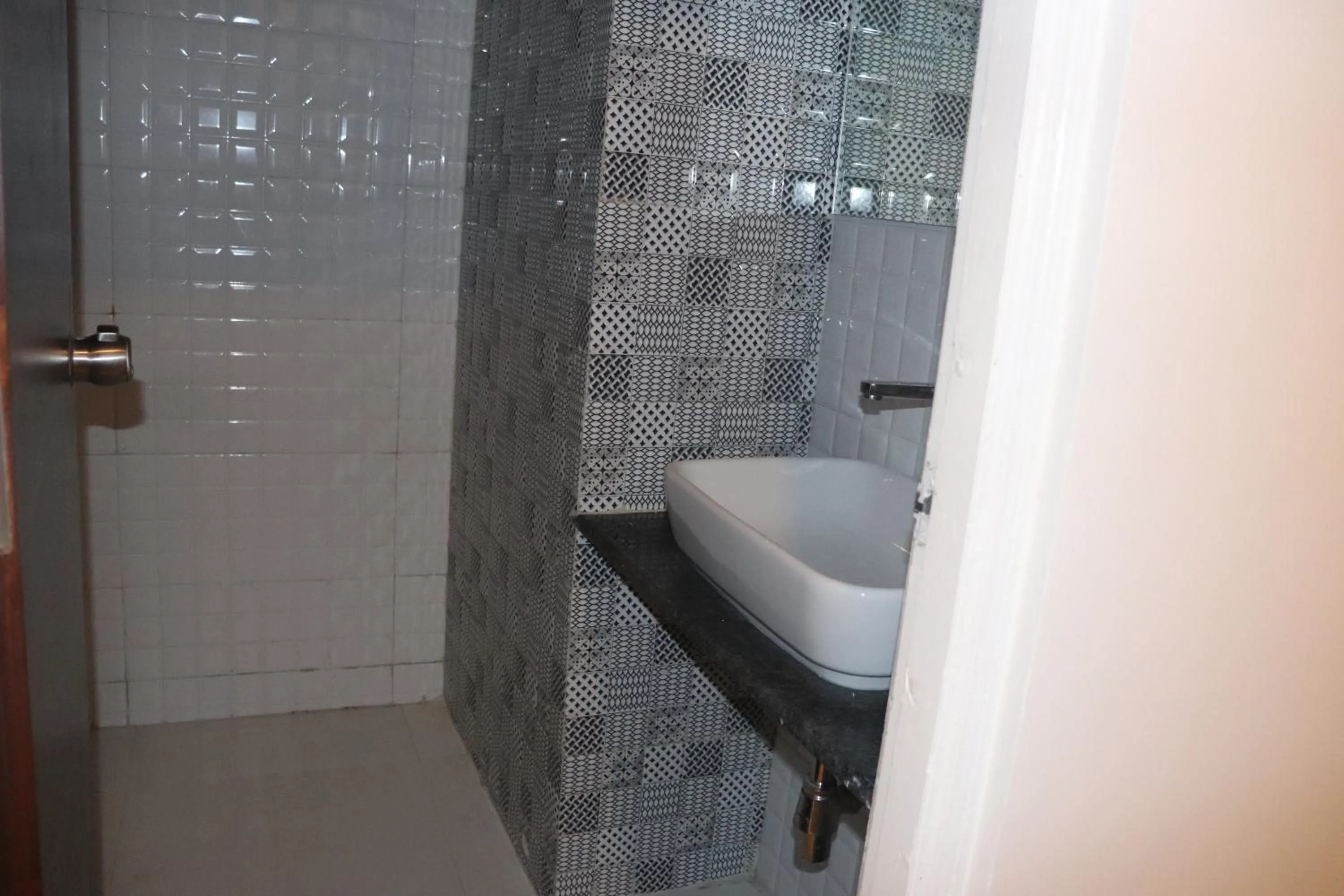 Bathroom in Hotel Venkateshwar