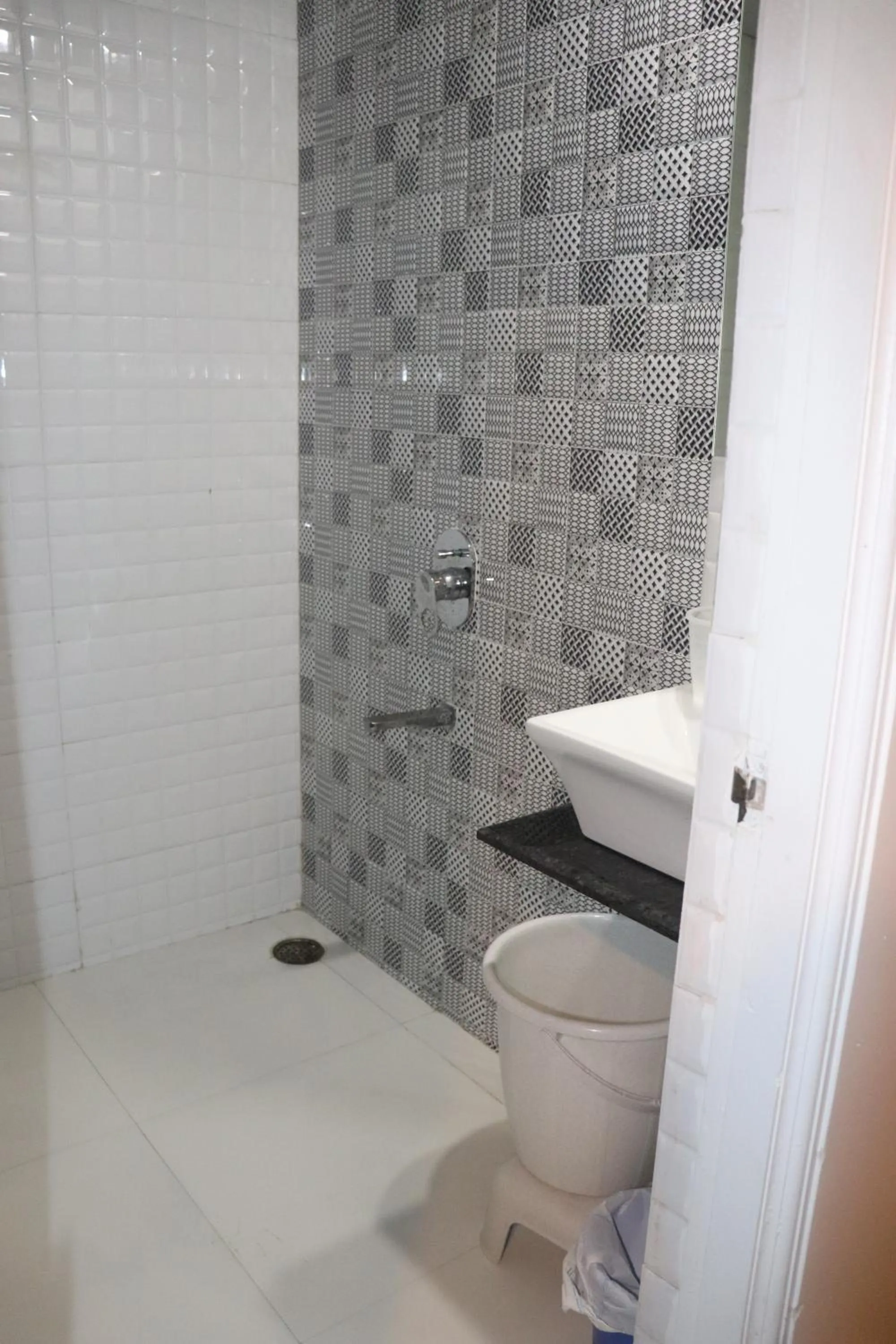 Bathroom in Hotel Venkateshwar