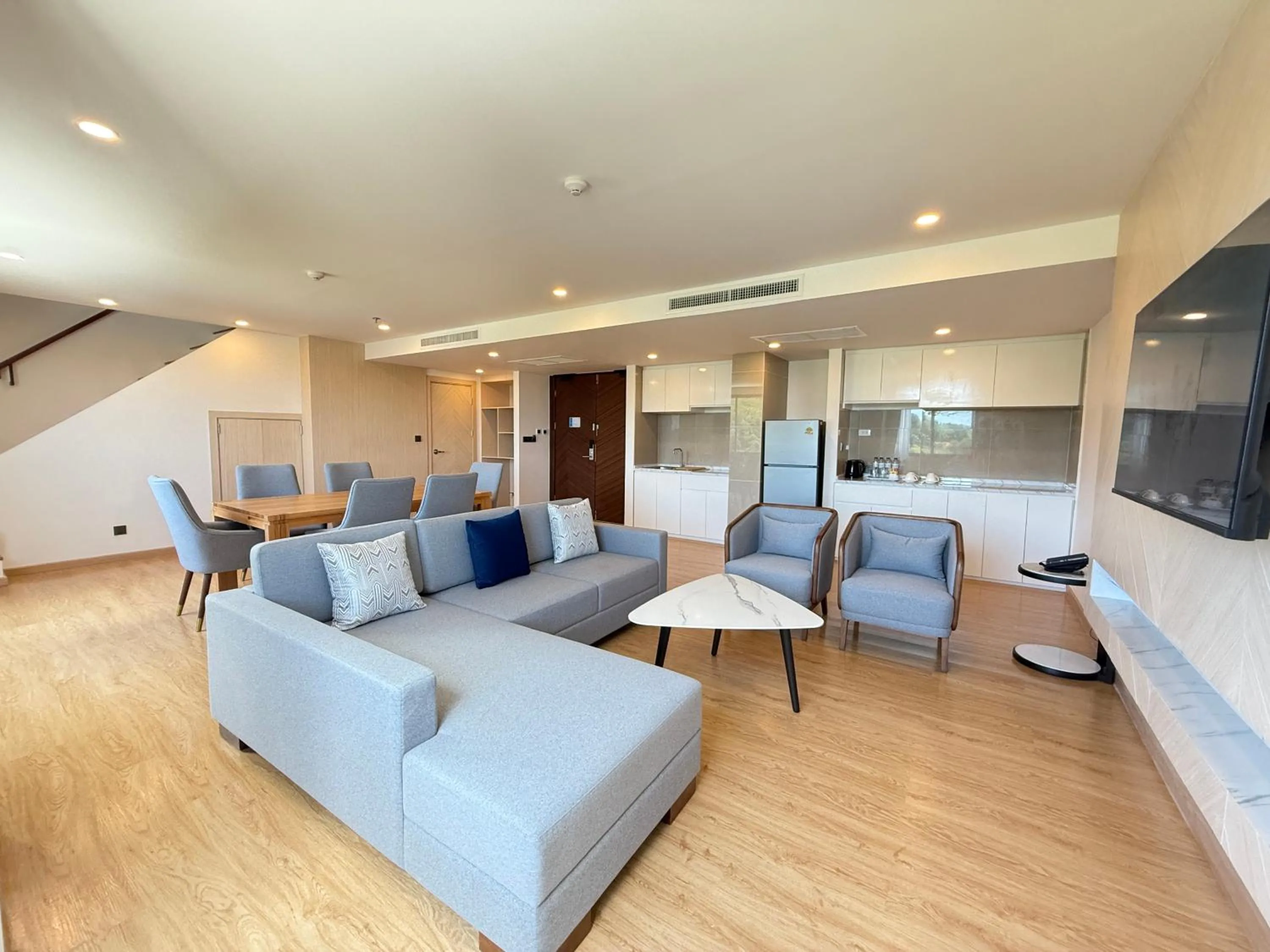 TV and multimedia in Wyndham La Vita Rawai Phuket