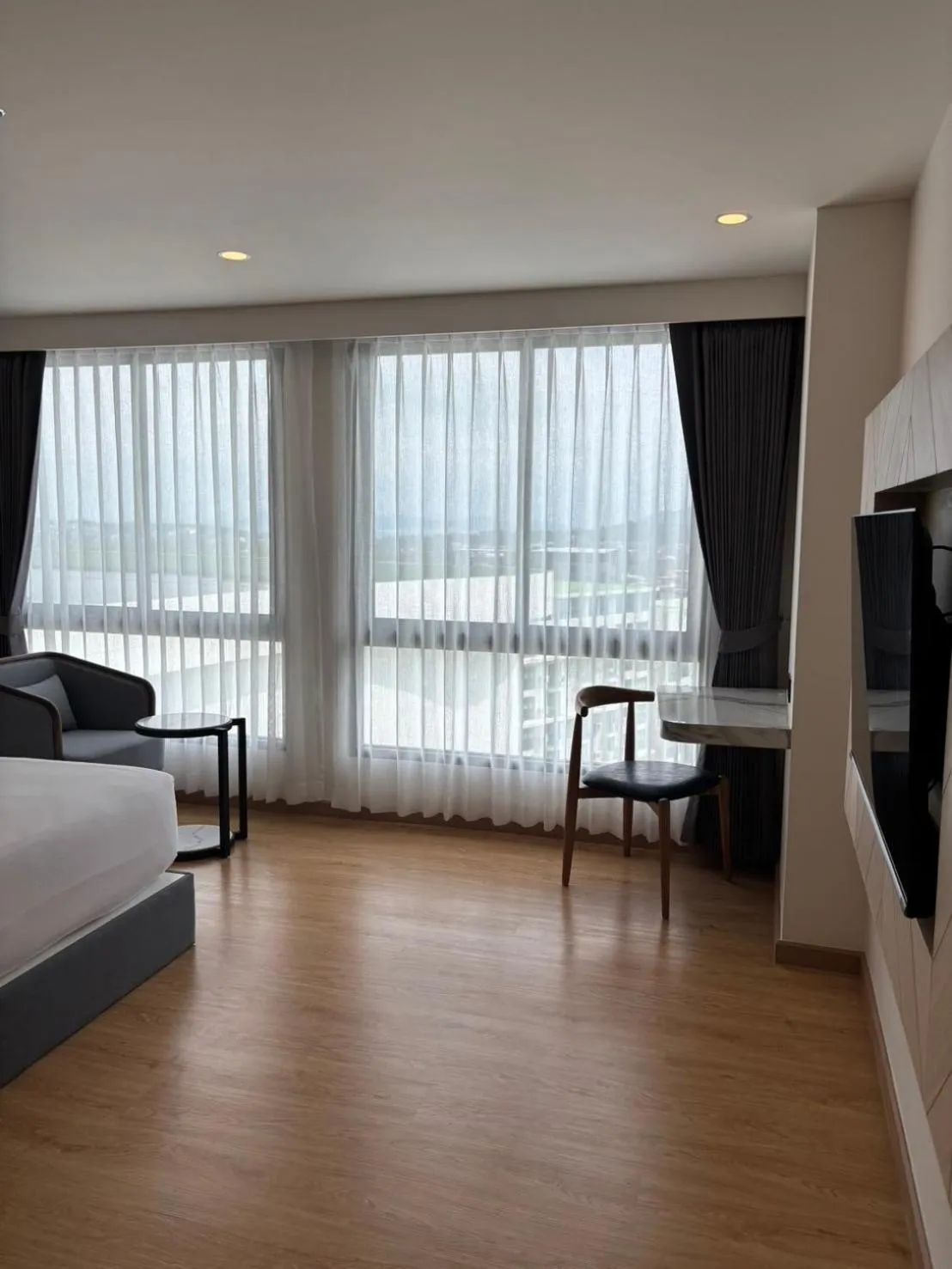 TV and multimedia, Bed in Wyndham La Vita Rawai Phuket