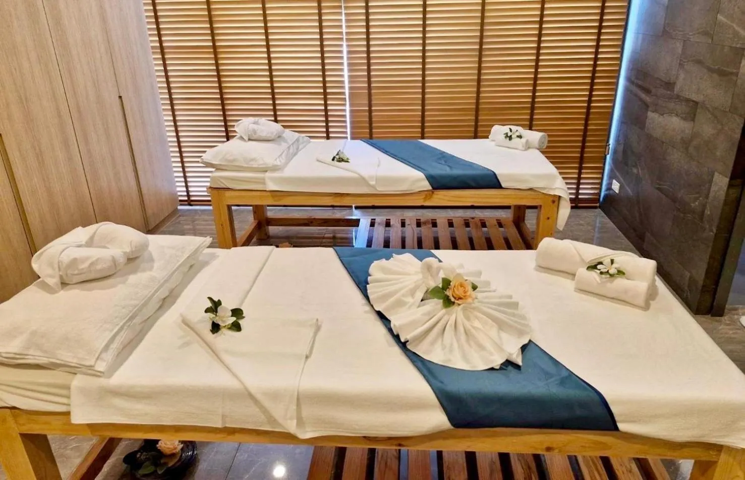 Massage, Bed in Wyndham La Vita Rawai Phuket
