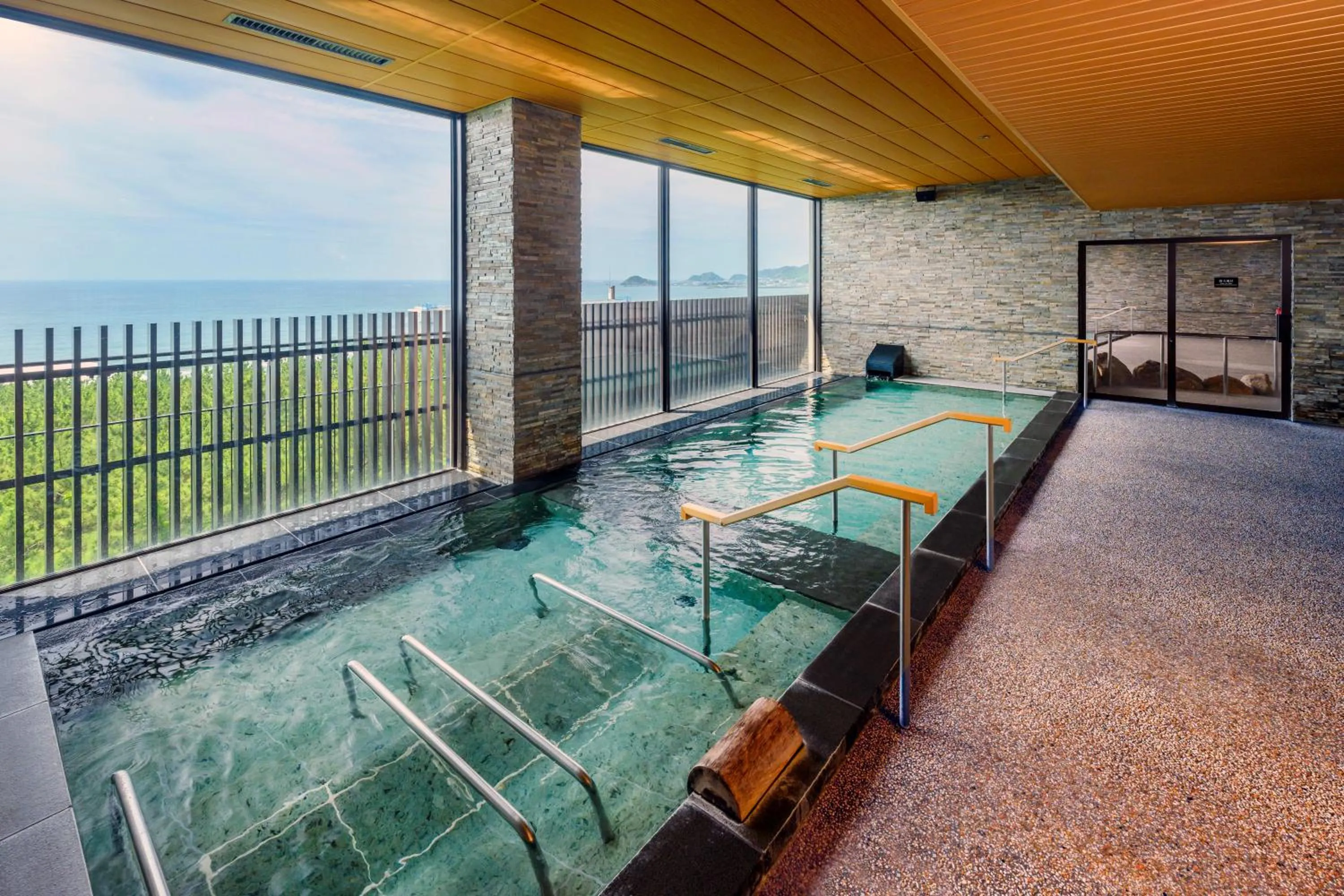 Hot Spring Bath in KAMENOI HOTEL Kamogawa