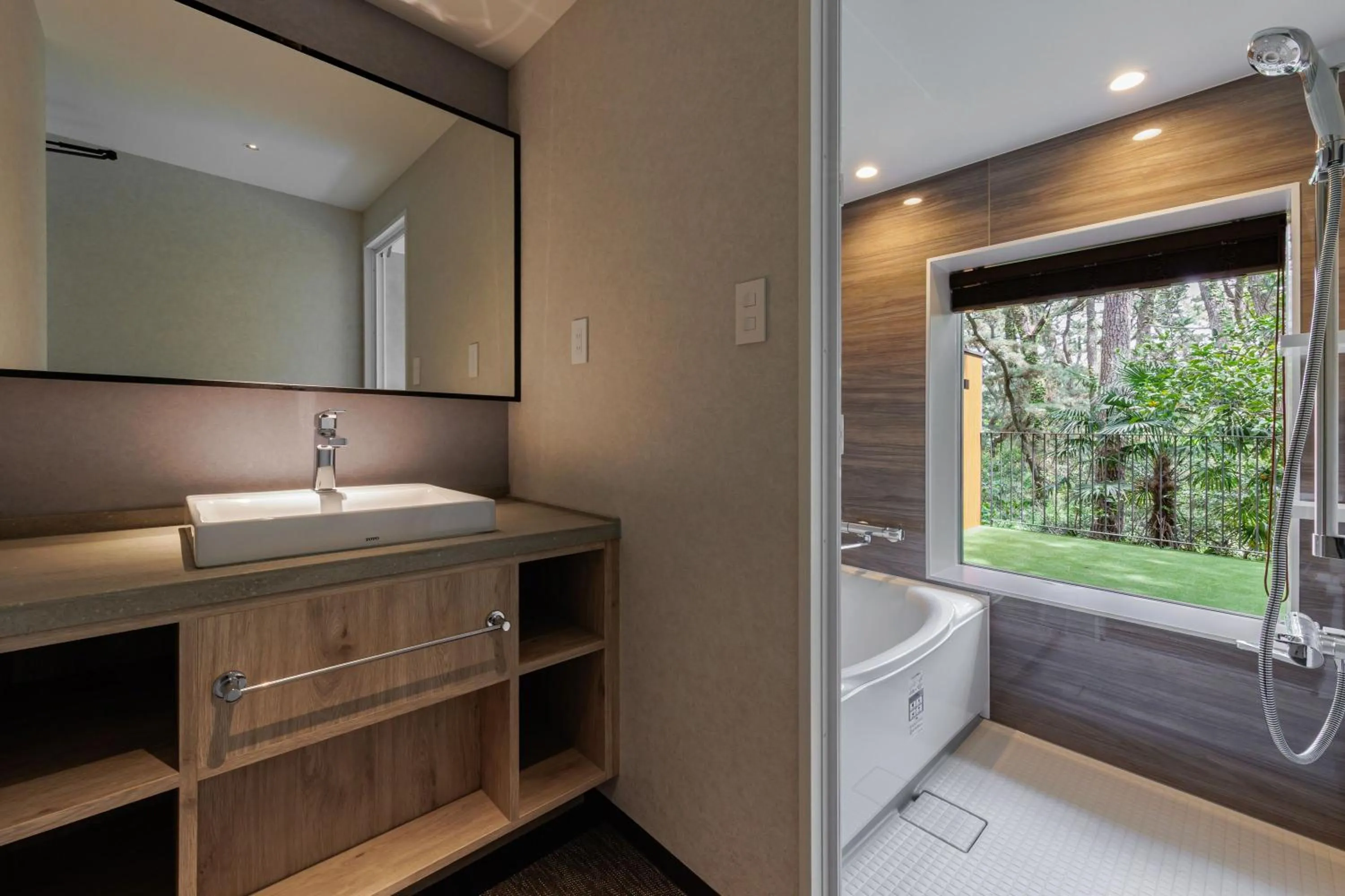 Shower in KAMENOI HOTEL Kamogawa