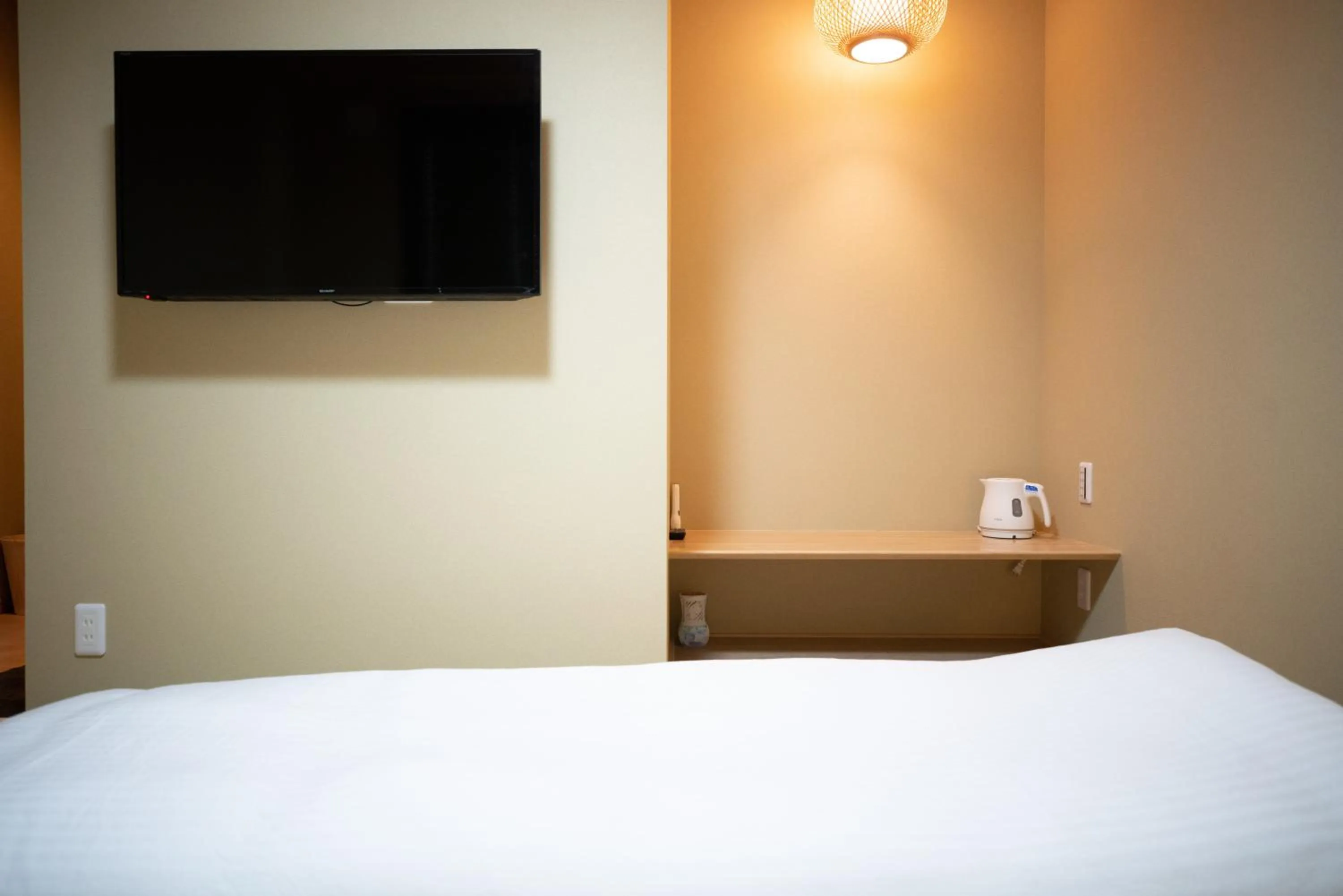 Bedroom, Bed in Onya Kaede