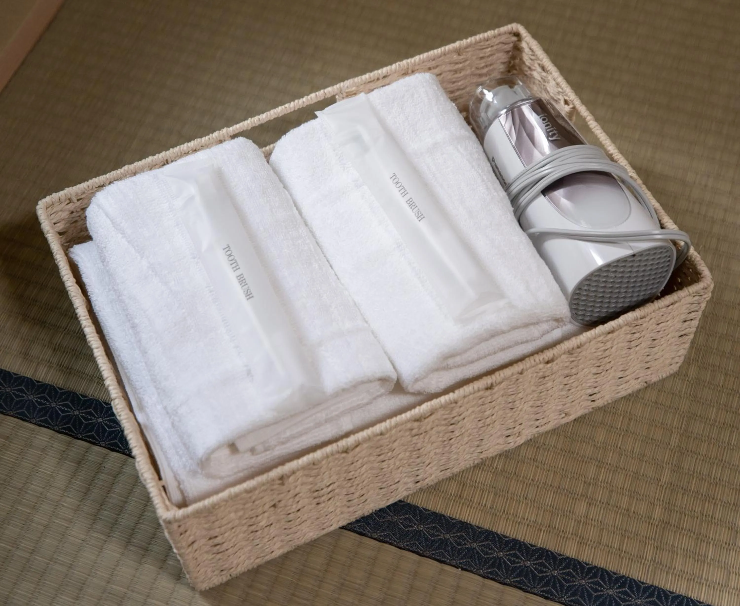 towels in Onya Kaede
