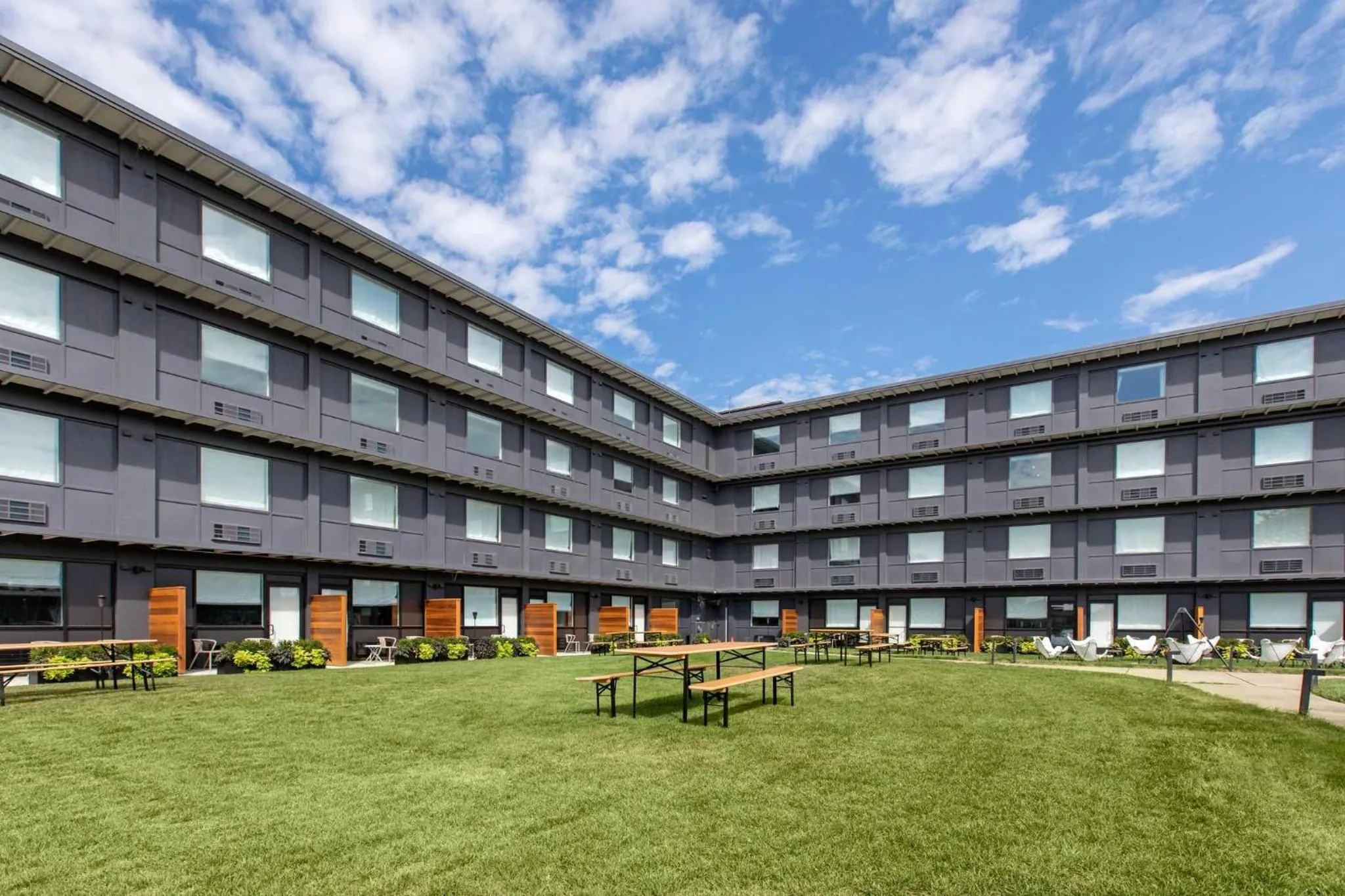 Property building in Trumbull and Porter - Detroit Downtown