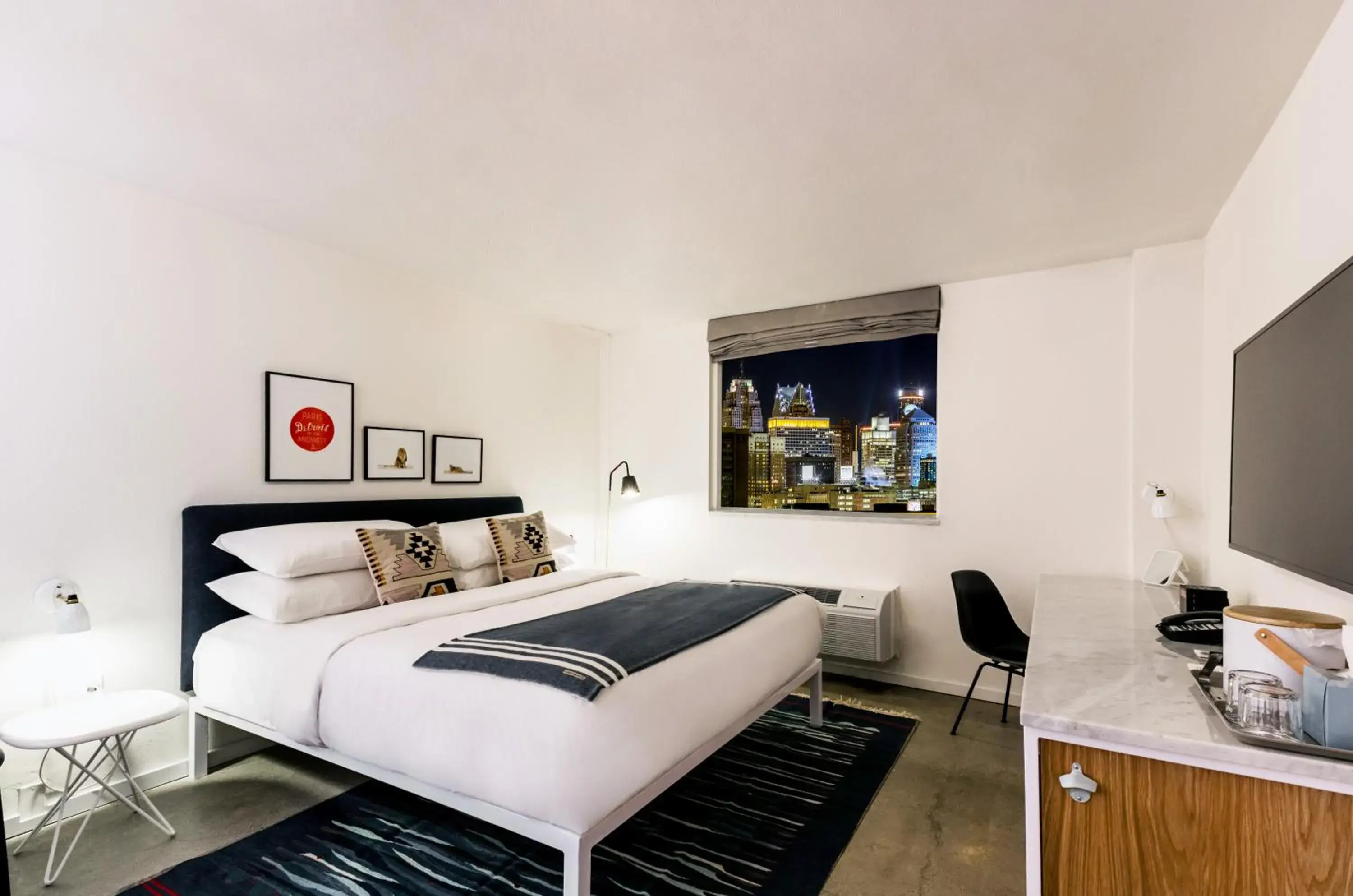 King Room - Non-Smoking in Trumbull and Porter - Detroit Downtown King Room - Non-Smoking in Trumbull and Porter - Detroit Downtown