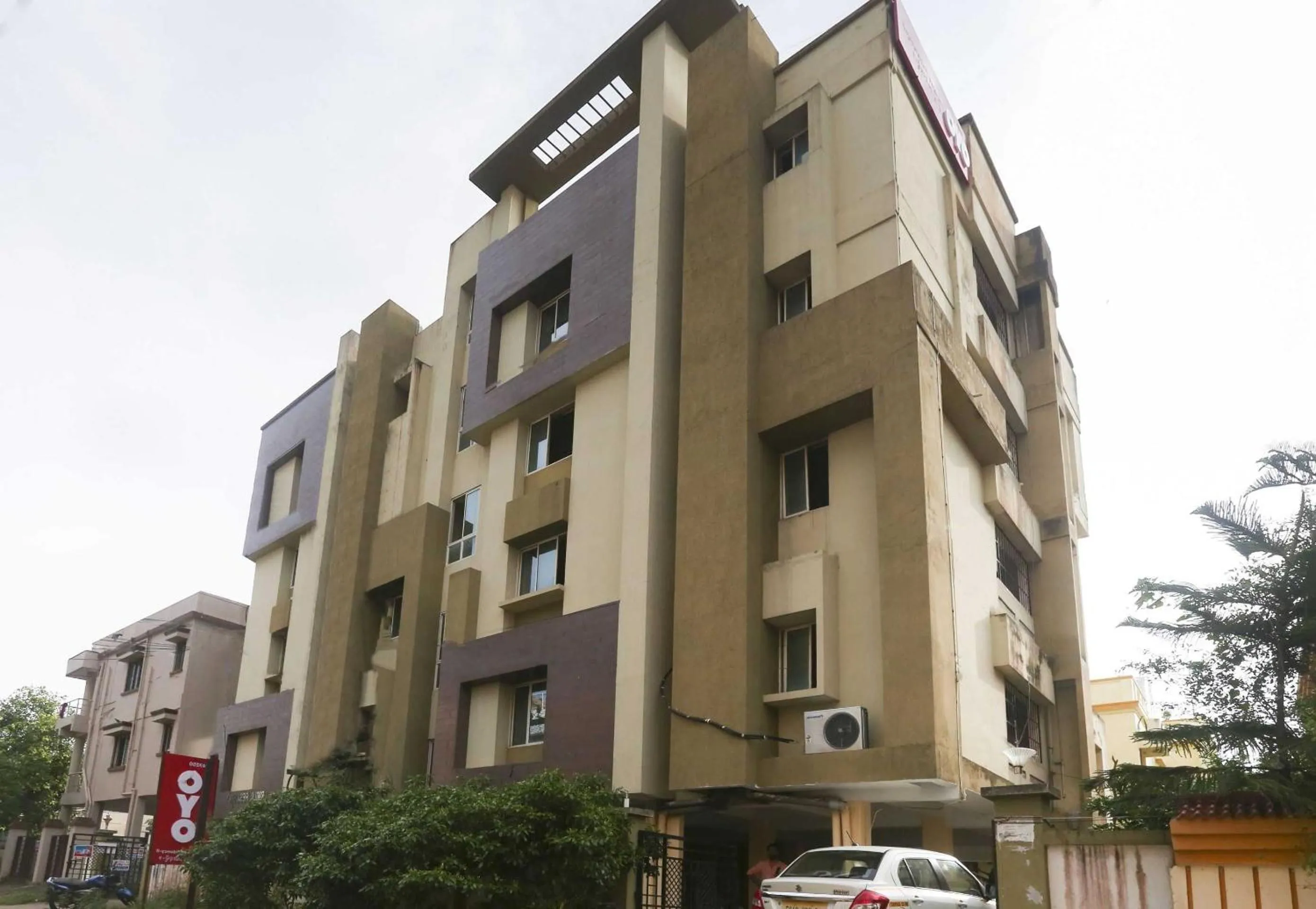 Facade/entrance in Super Hotel O Avigna Residency