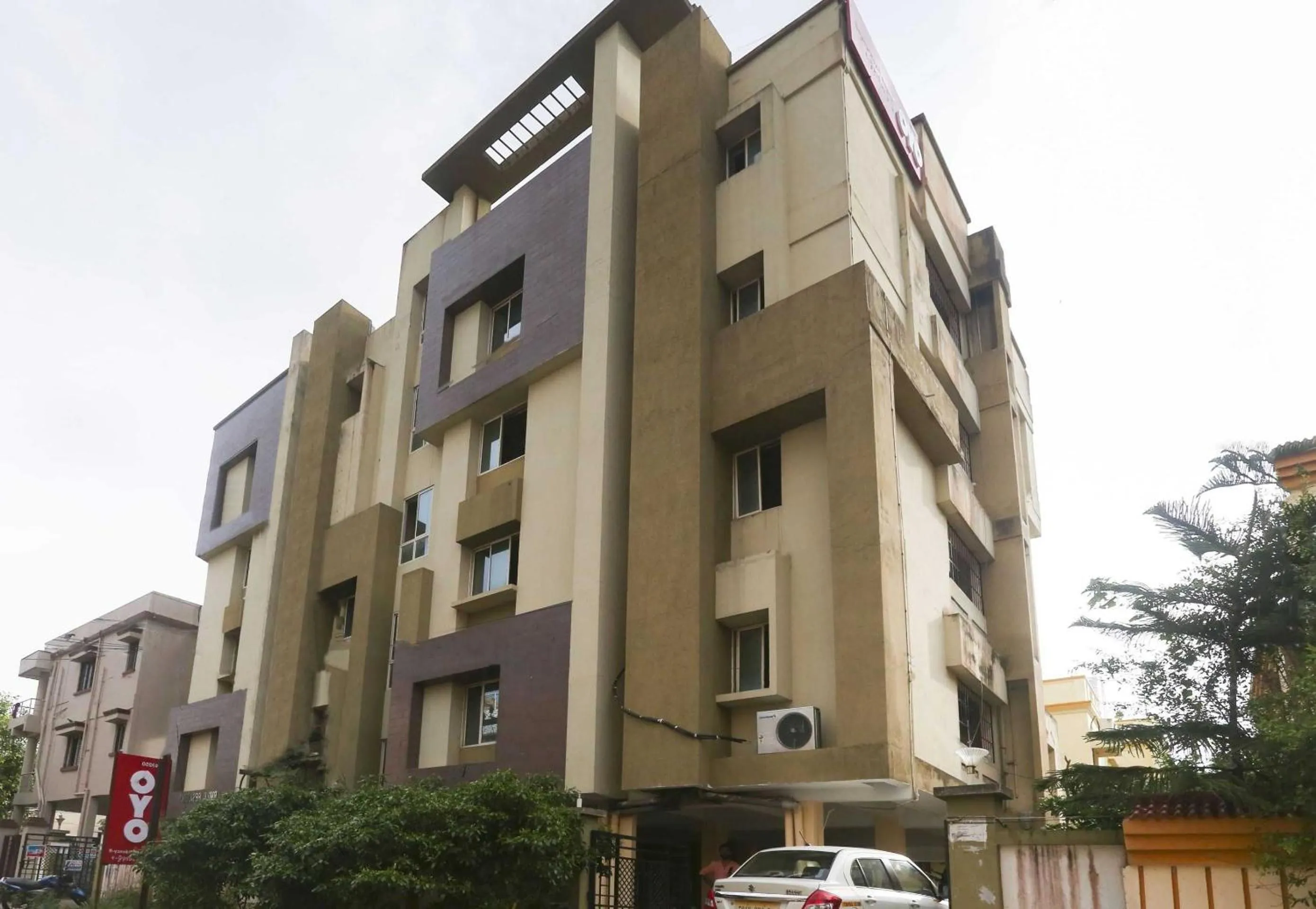 Facade/entrance in Super Hotel O Avigna Residency