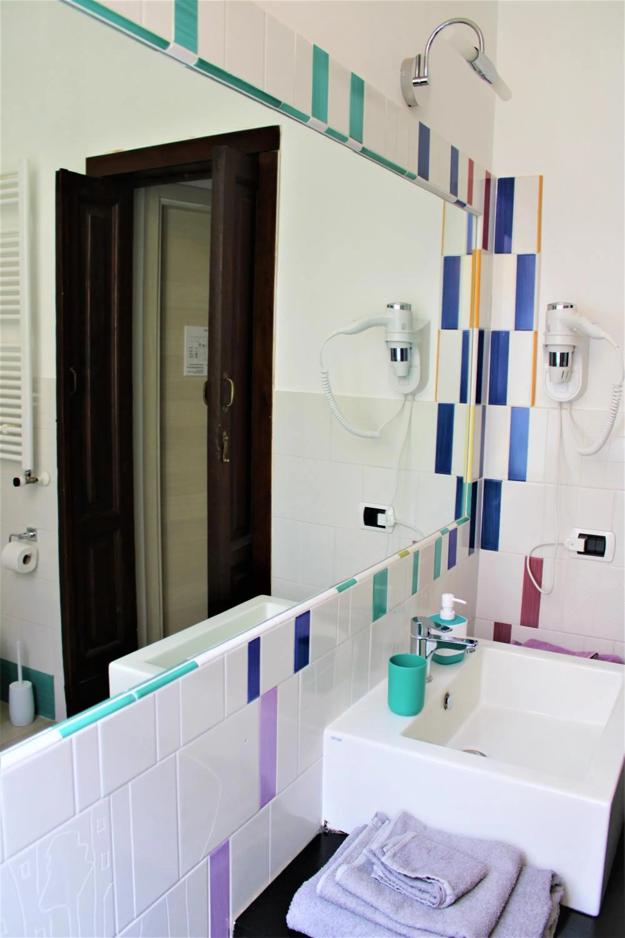 Bathroom in Di affreschi e volte