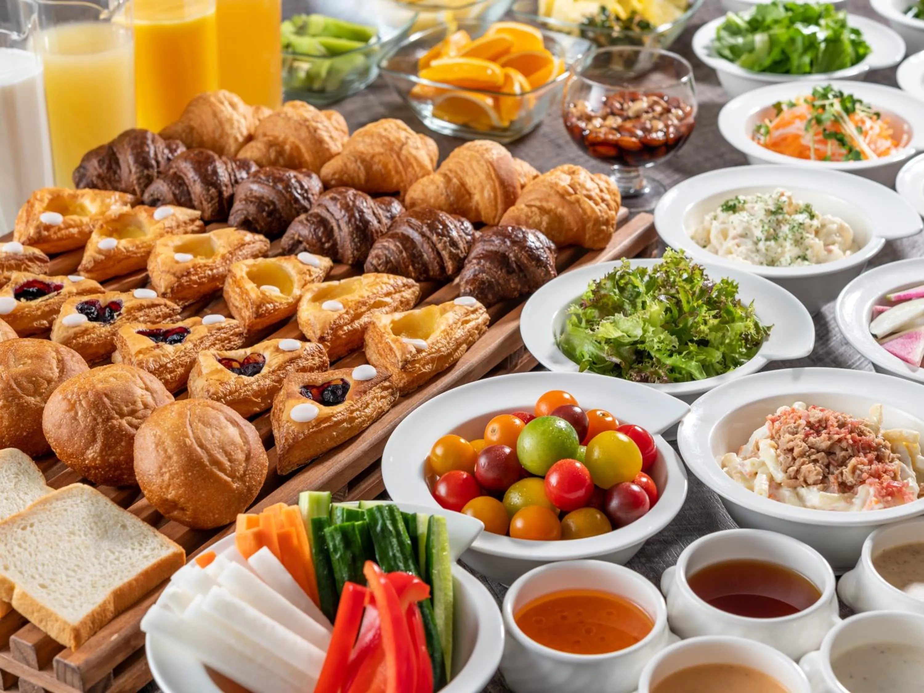 Buffet breakfast in KAMENOI HOTEL Kii-Tanabe