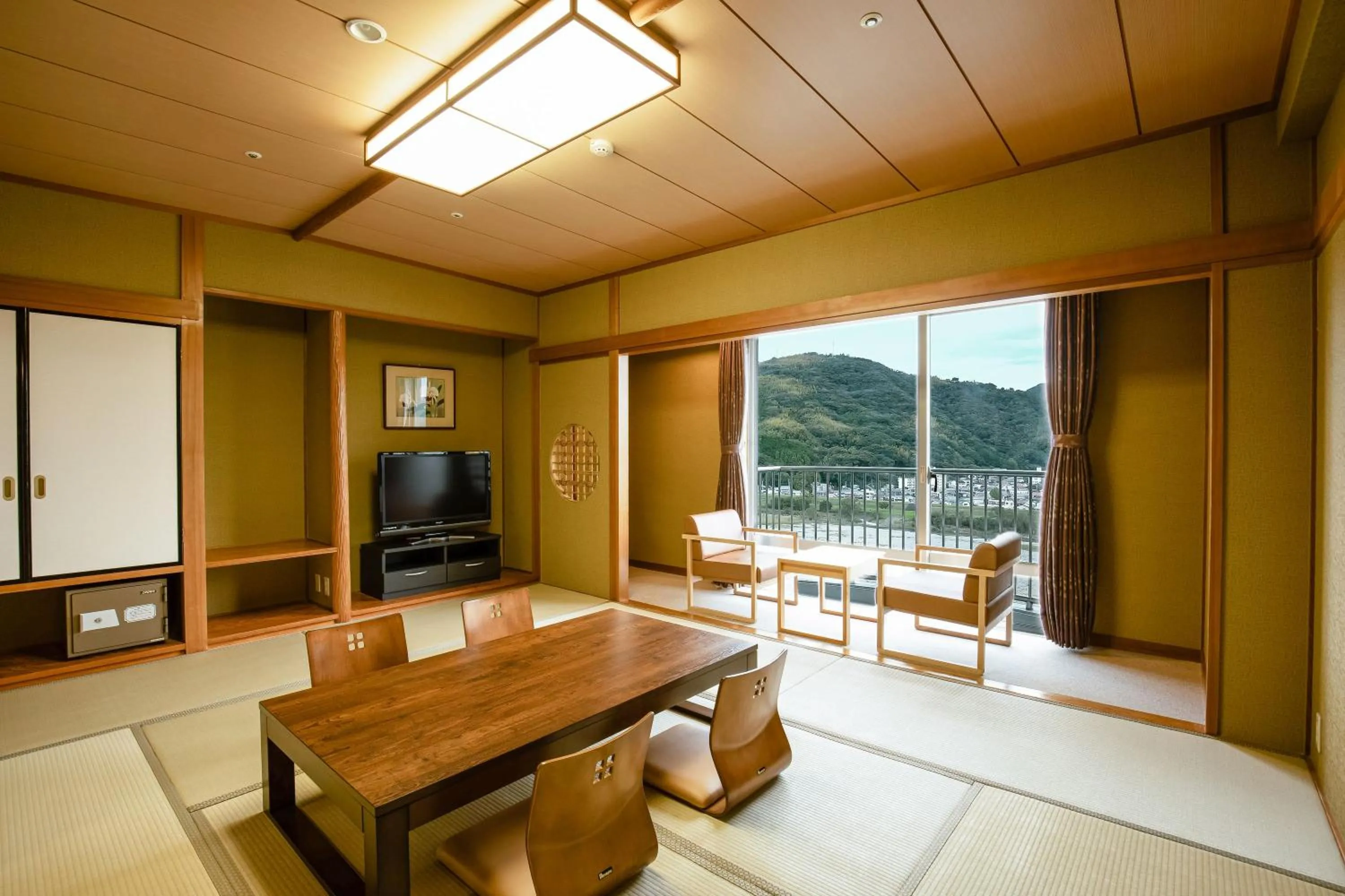 Photo of the whole room in KAMENOI HOTEL Kochi