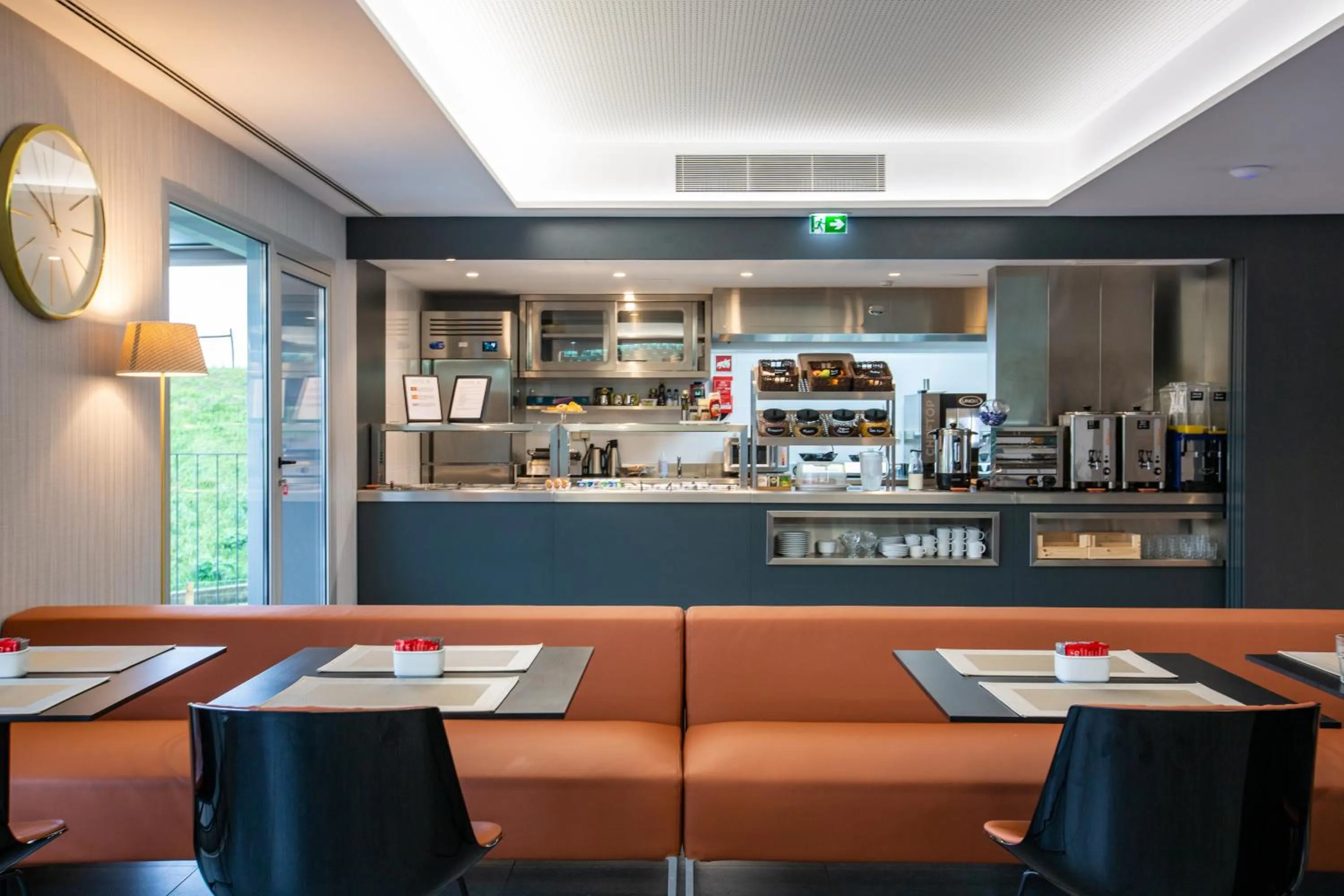 Lounge or bar in Hotel 3K Porto Aeroporto