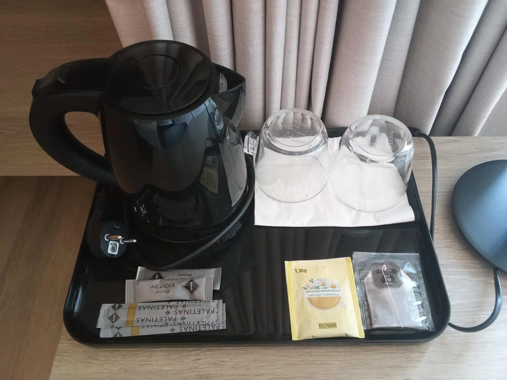 Bedroom in Hotel 3K Porto Aeroporto