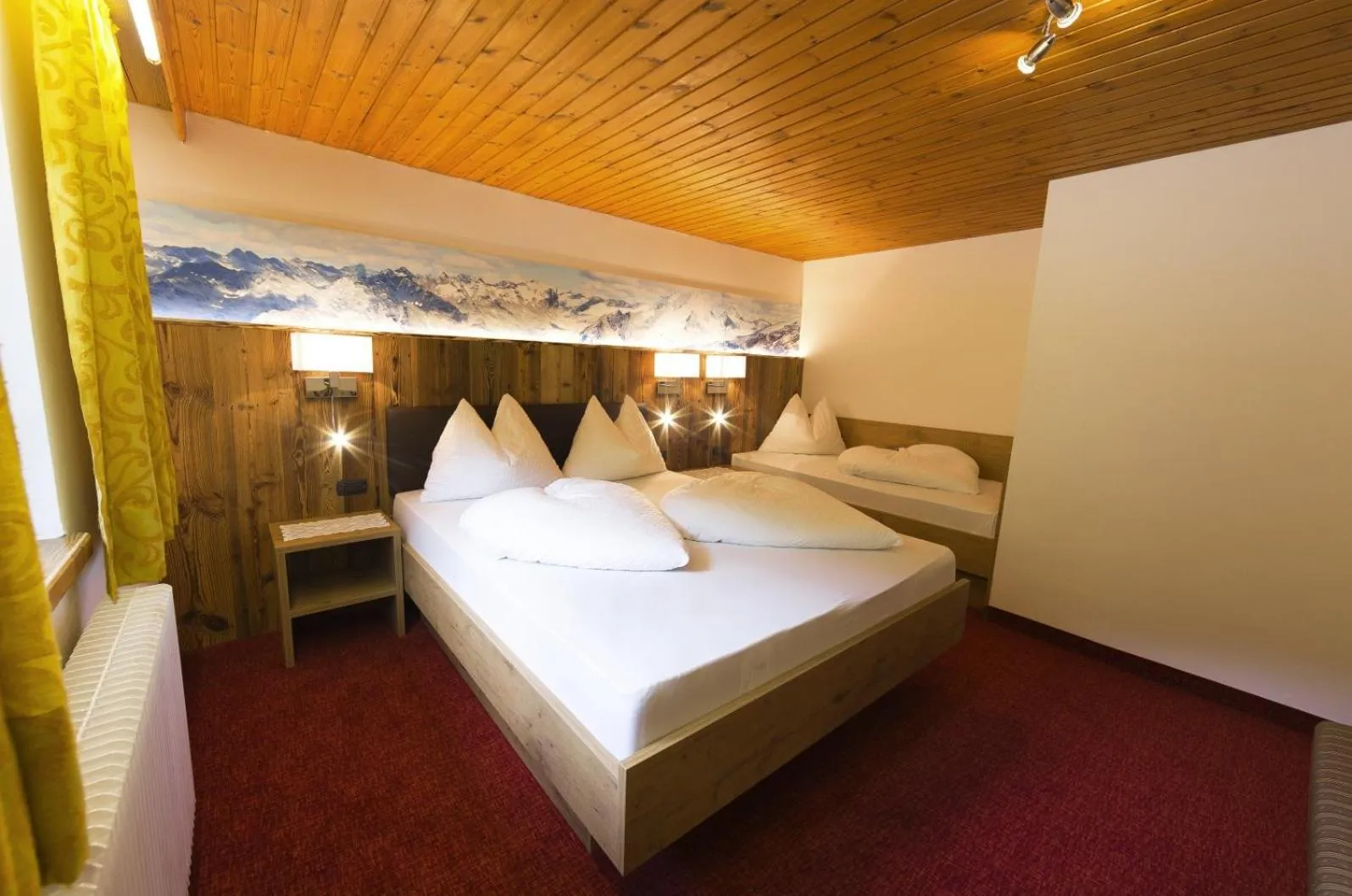 Photo of the whole room, Bed in Pichlerhof