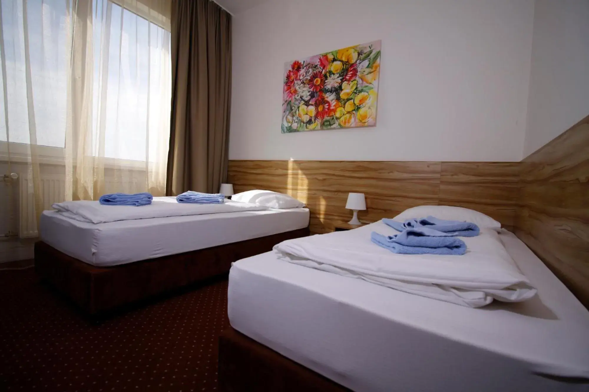 Premium Double or Twin Room in Aviator Garni Hotel Bratislava Premium Double or Twin Room in Aviator Garni Hotel Bratislava