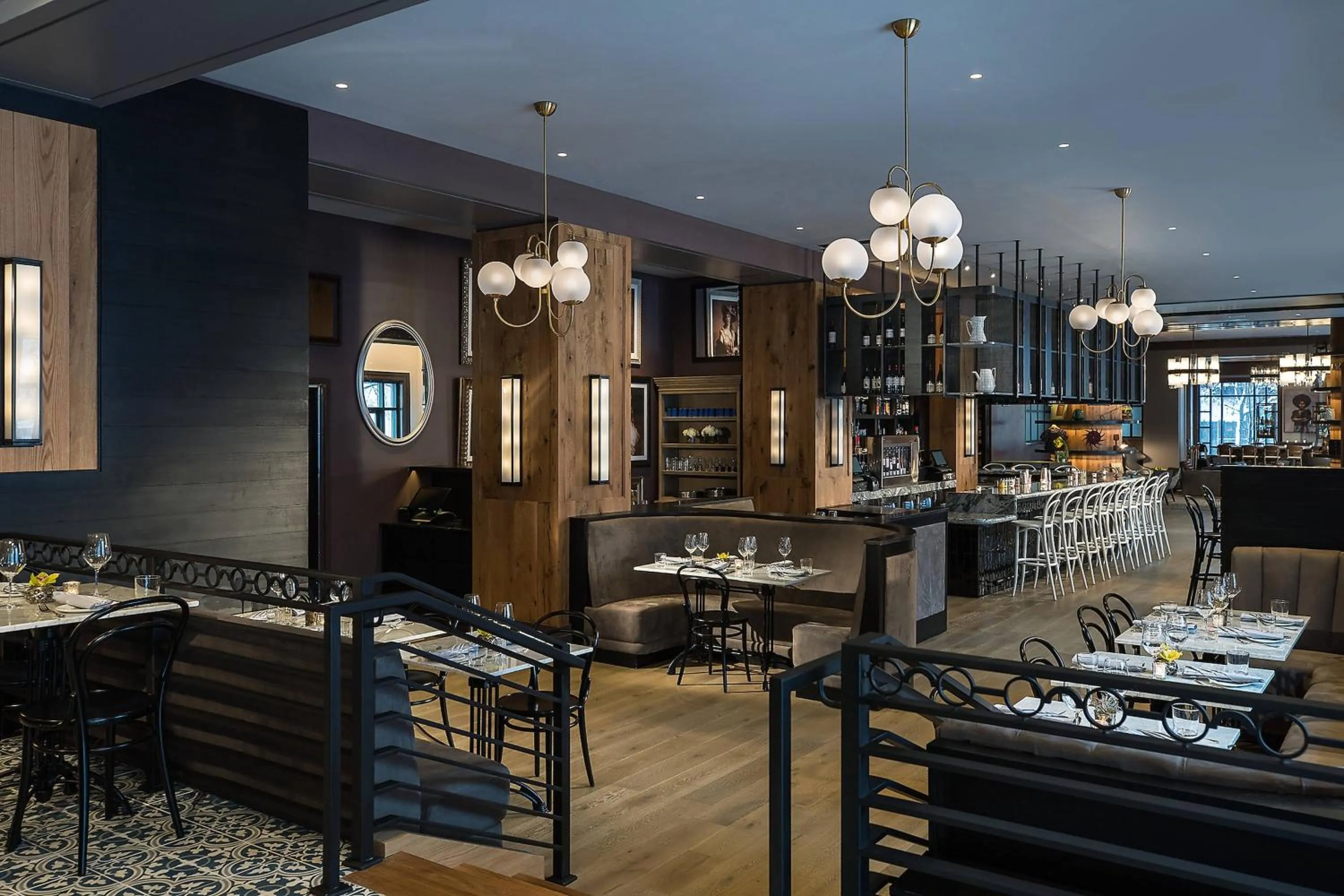 Lounge or bar in Renaissance Philadelphia Downtown Hotel