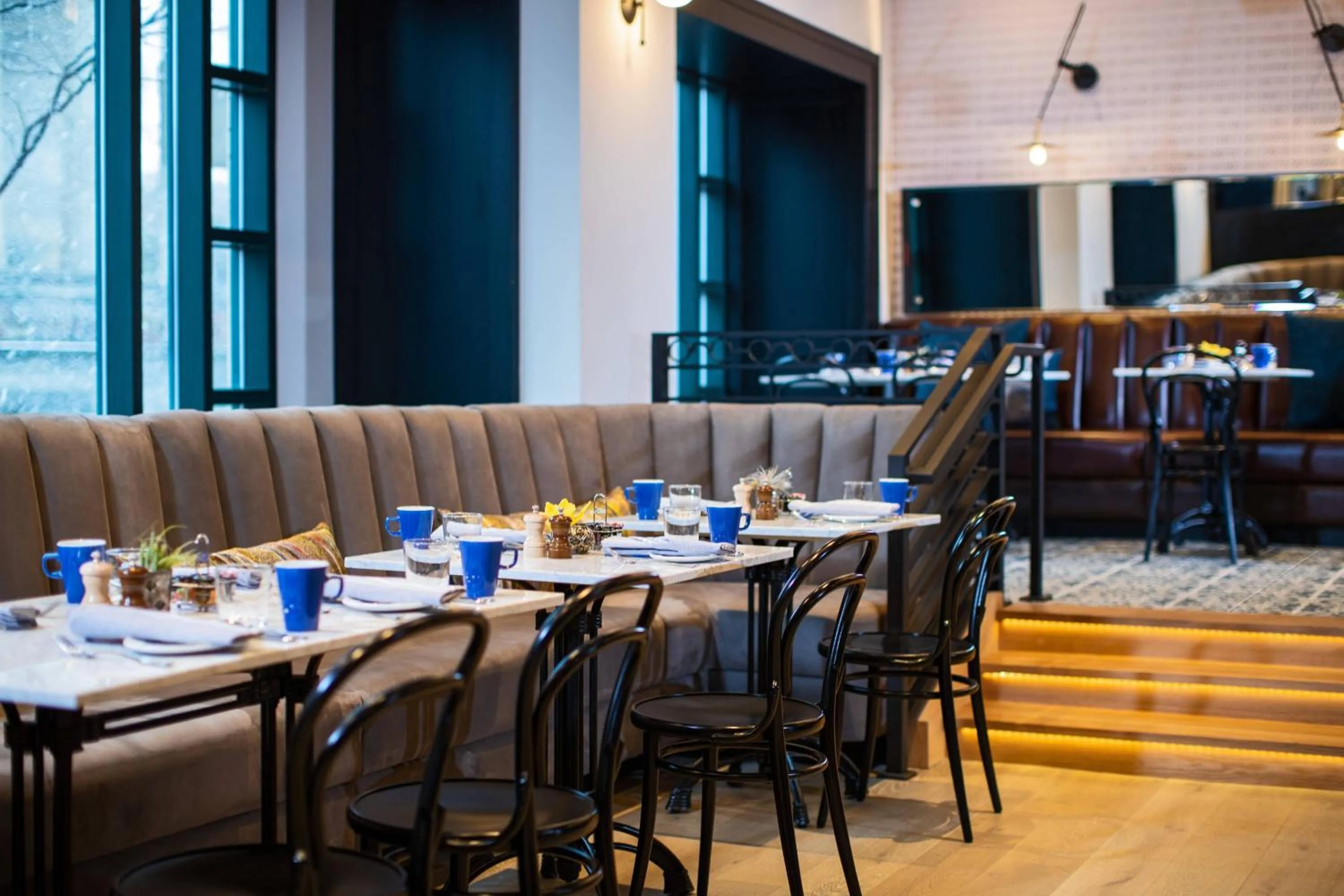 Restaurant/places to eat in Renaissance Philadelphia Downtown Hotel