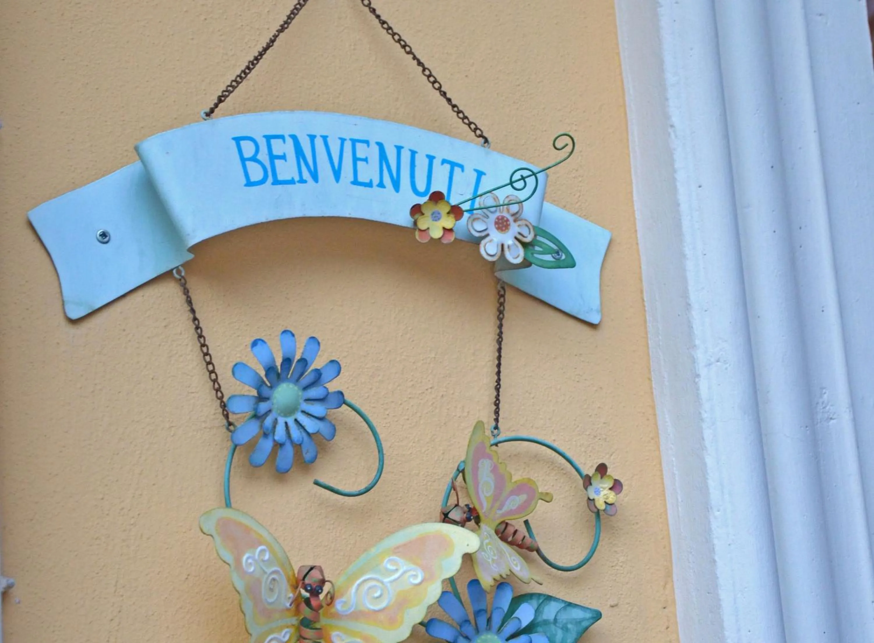 Logo/Certificate/Sign in B&B Casa Cavour