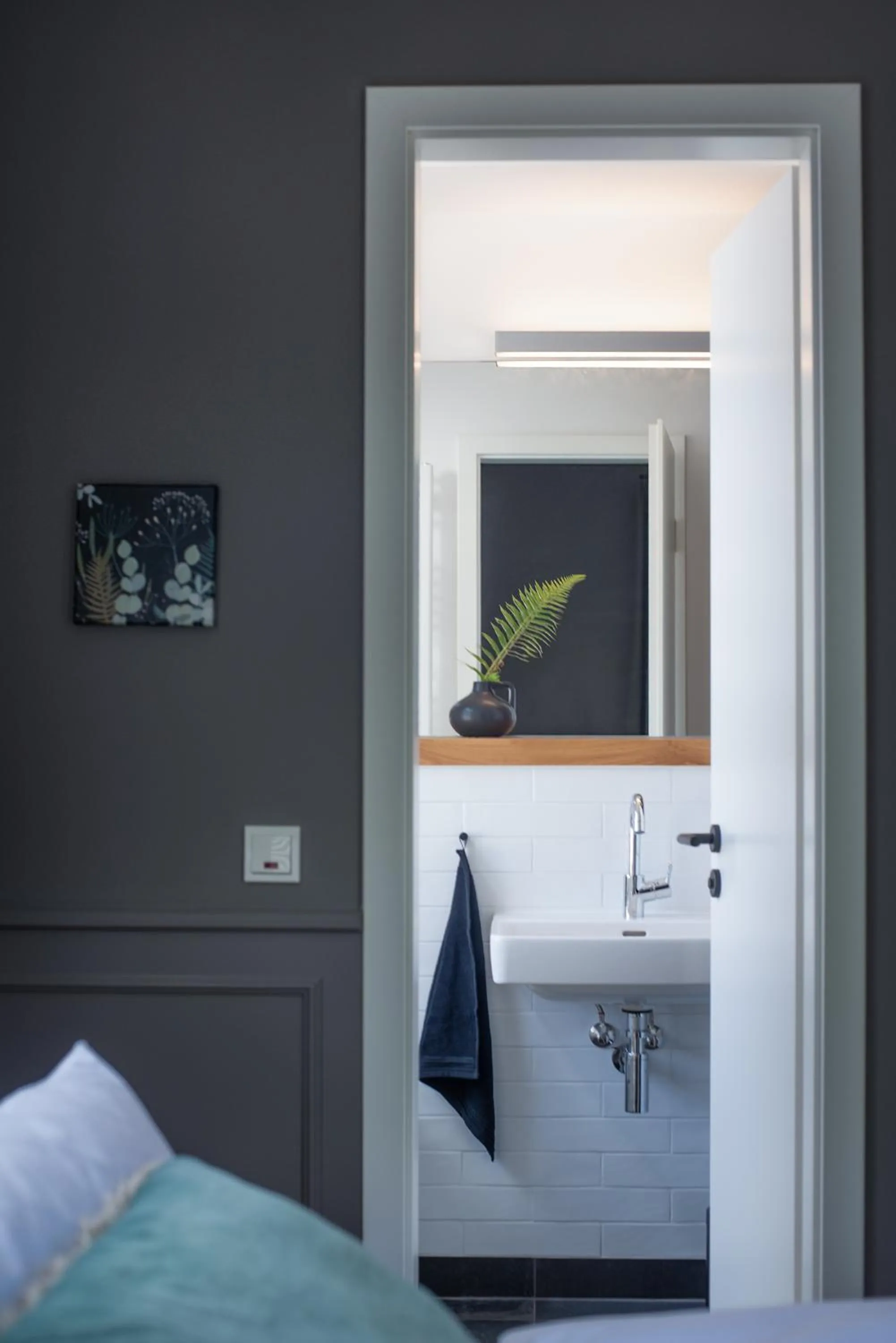 Bathroom, Bed in Konrads Limburg - Hotel & Gästehaus