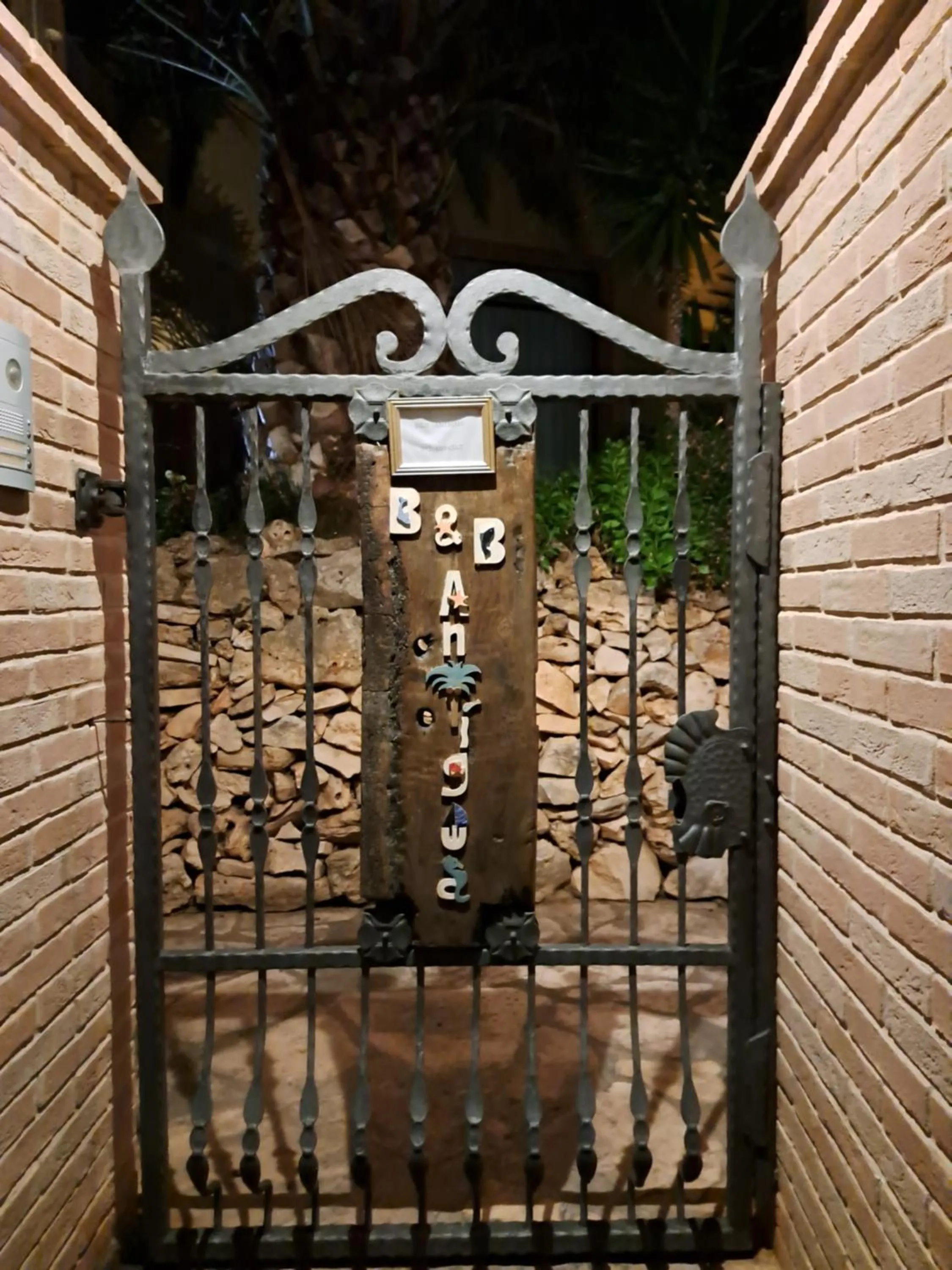 Property building in Antigua B&B