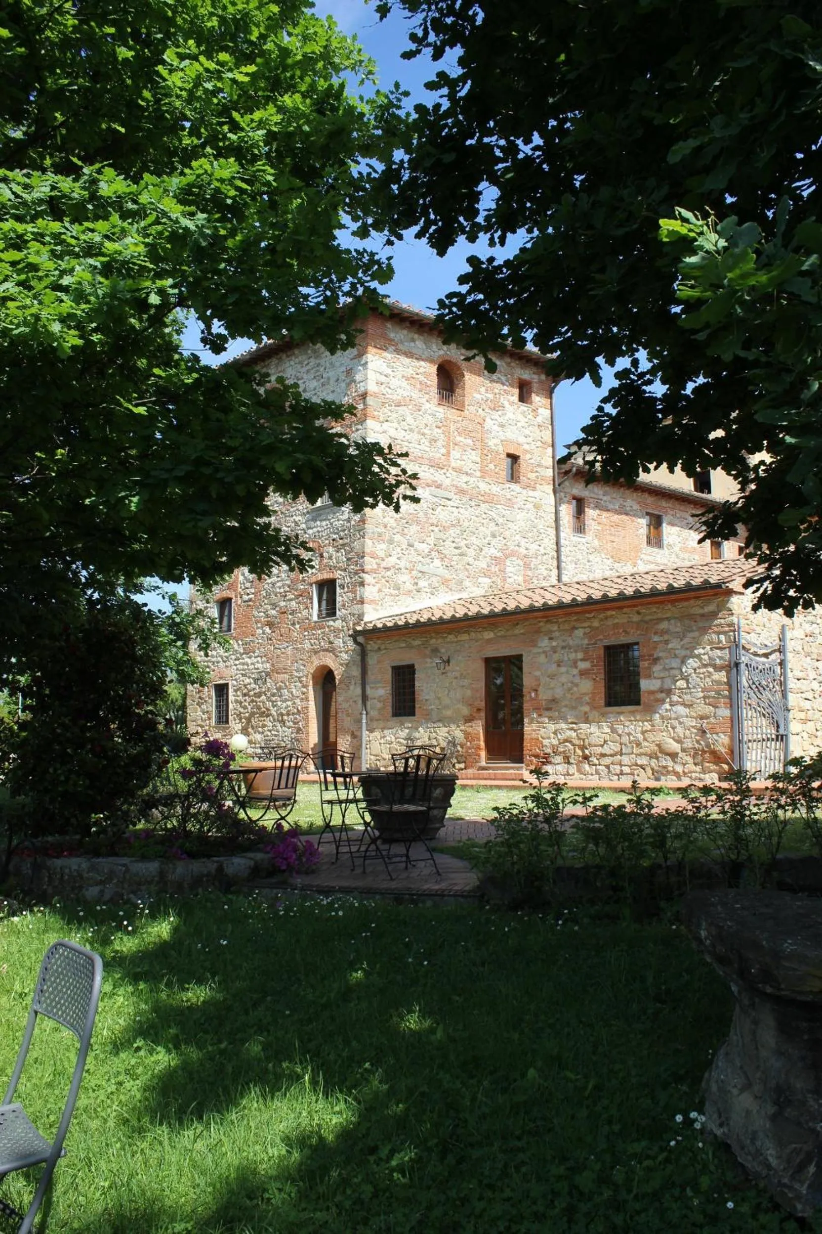 Garden in Borgo Antico Casalbosco Holiday Home & Winery