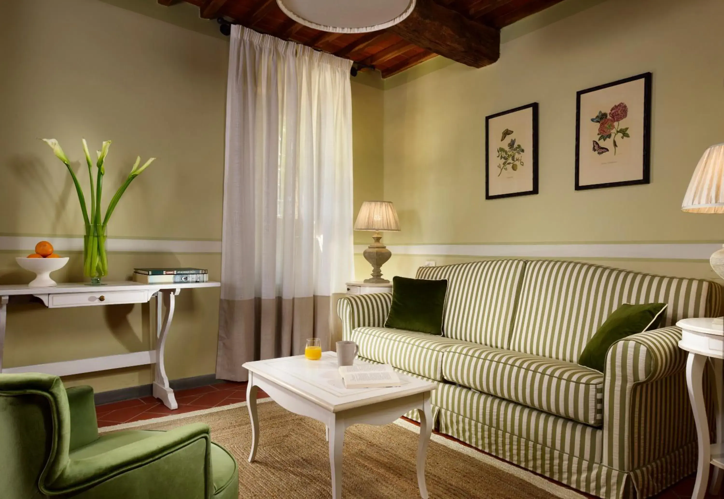 Family Suite in Borgo Antico Casalbosco Holiday Home & Winery Family Suite in Borgo Antico Casalbosco Holiday Home & Winery