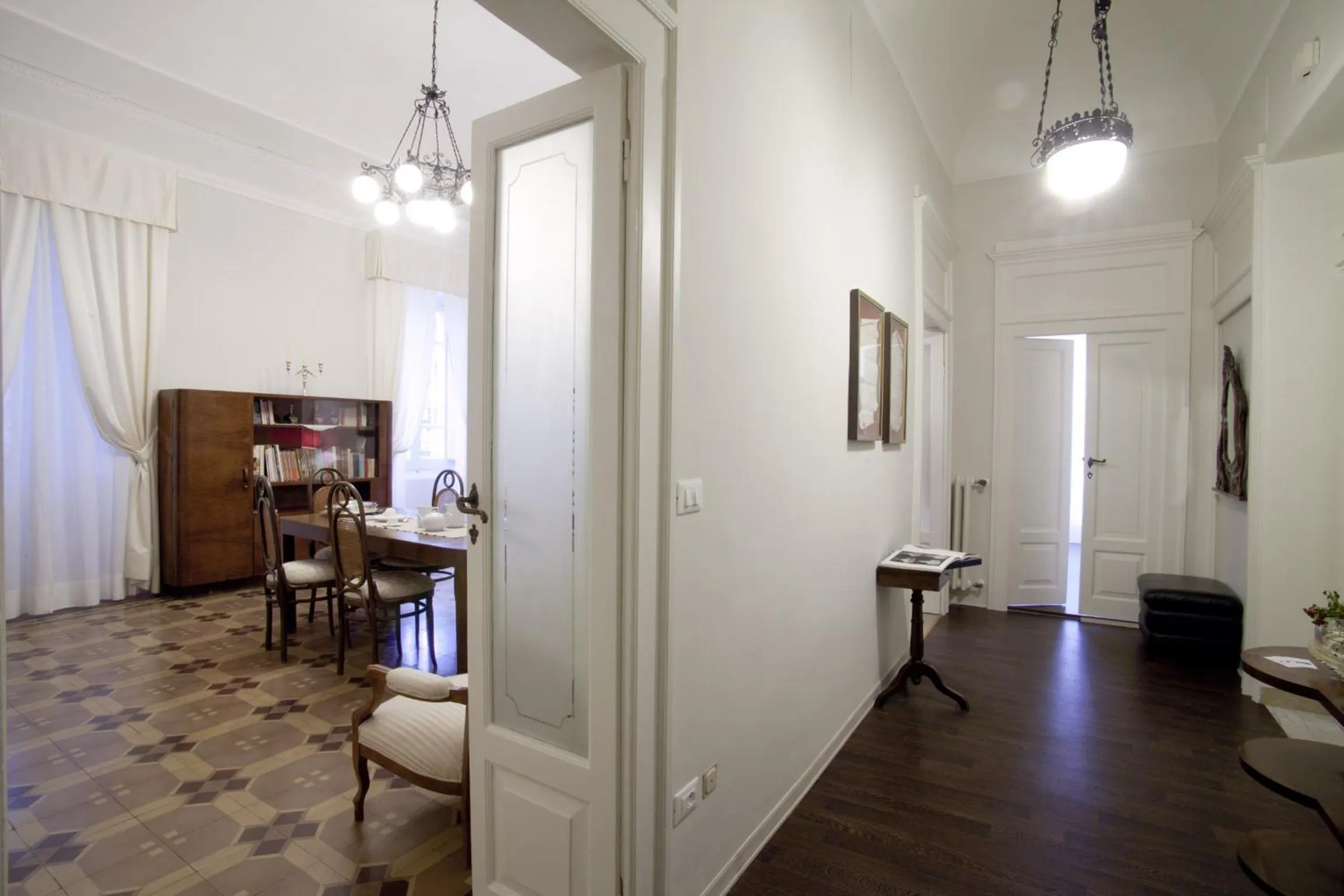 Communal lounge/ TV room in Dimora Novecento