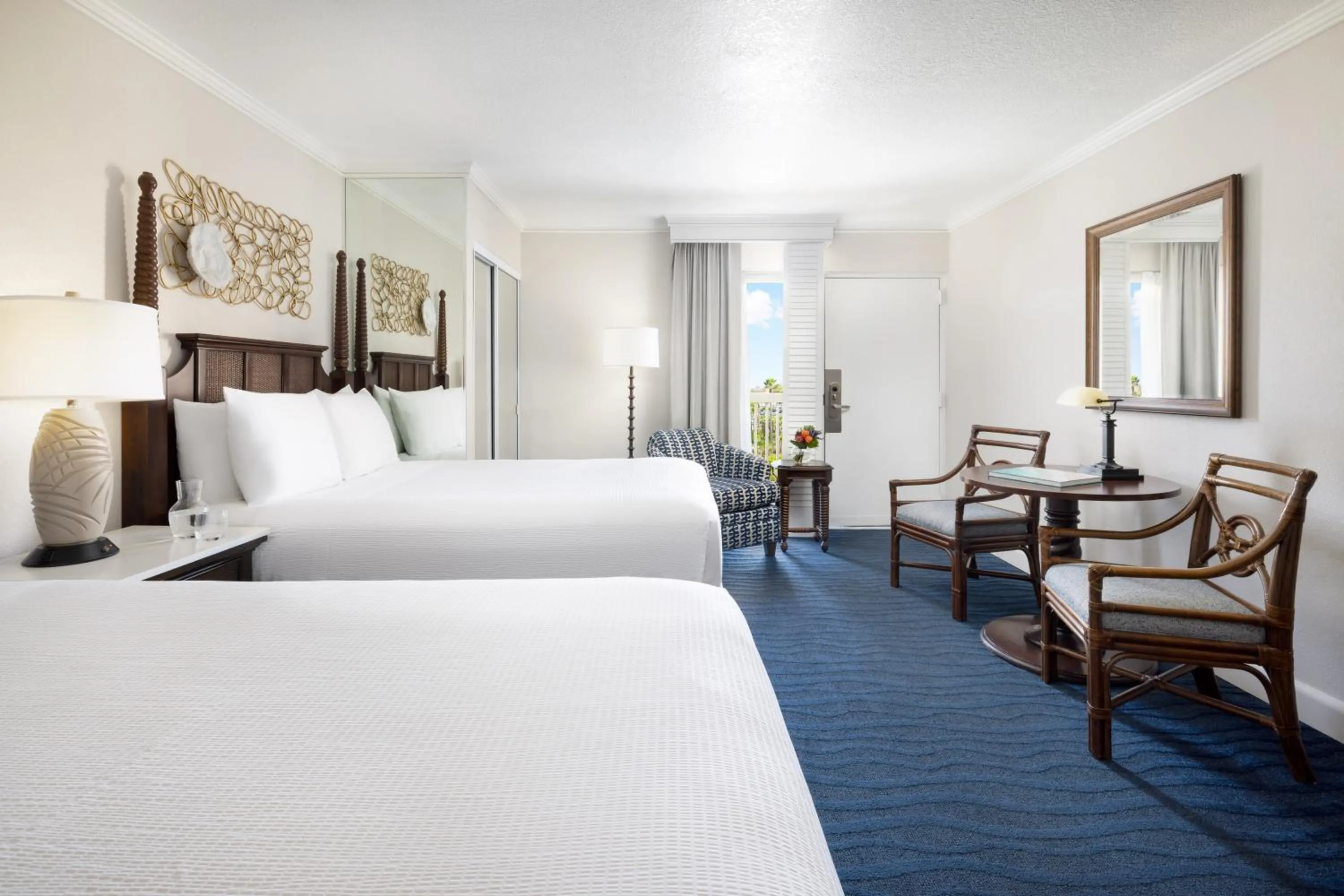 Bedroom, Bed in Island Grand at TradeWinds