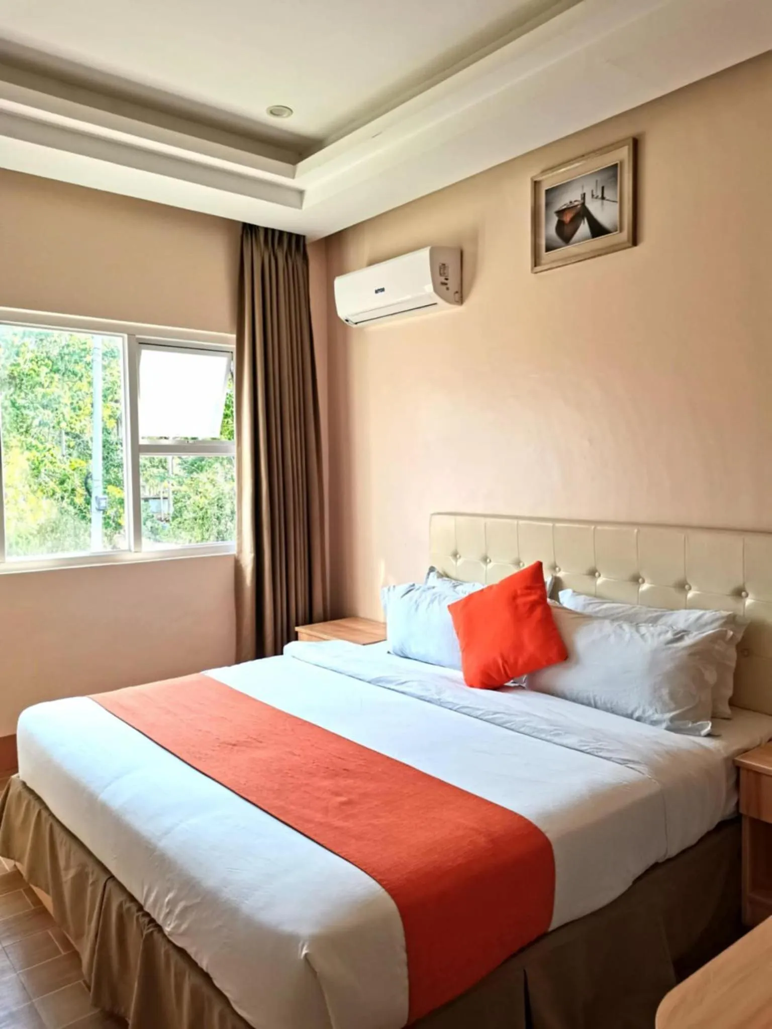 Bed in Camotes Ocean Heaven Resort