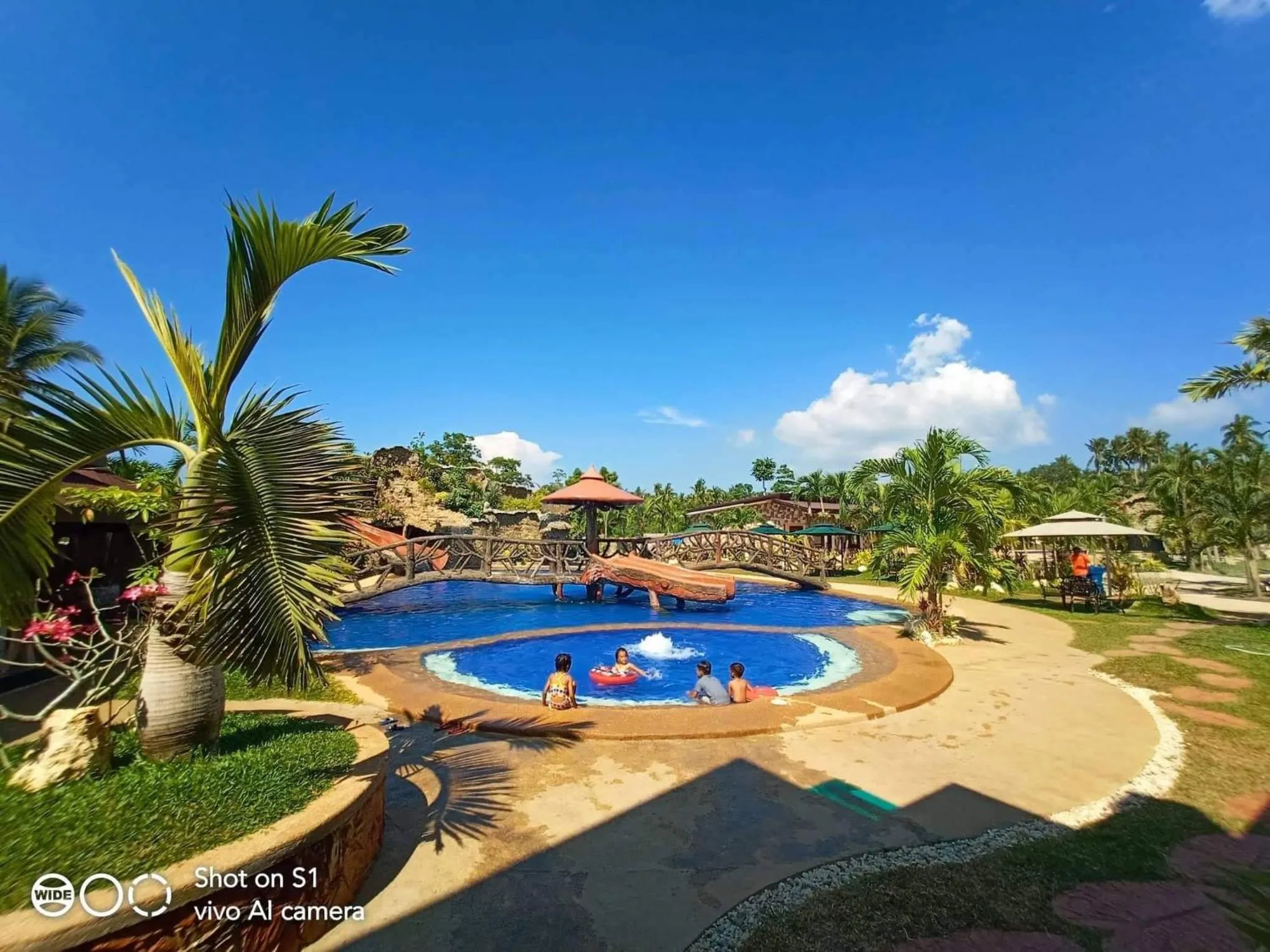 Property building in Camotes Ocean Heaven Resort