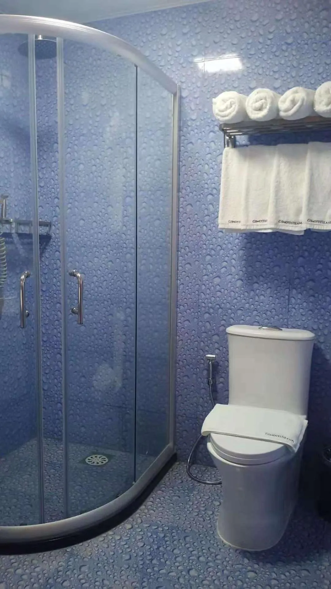 Bathroom in Camotes Ocean Heaven Resort