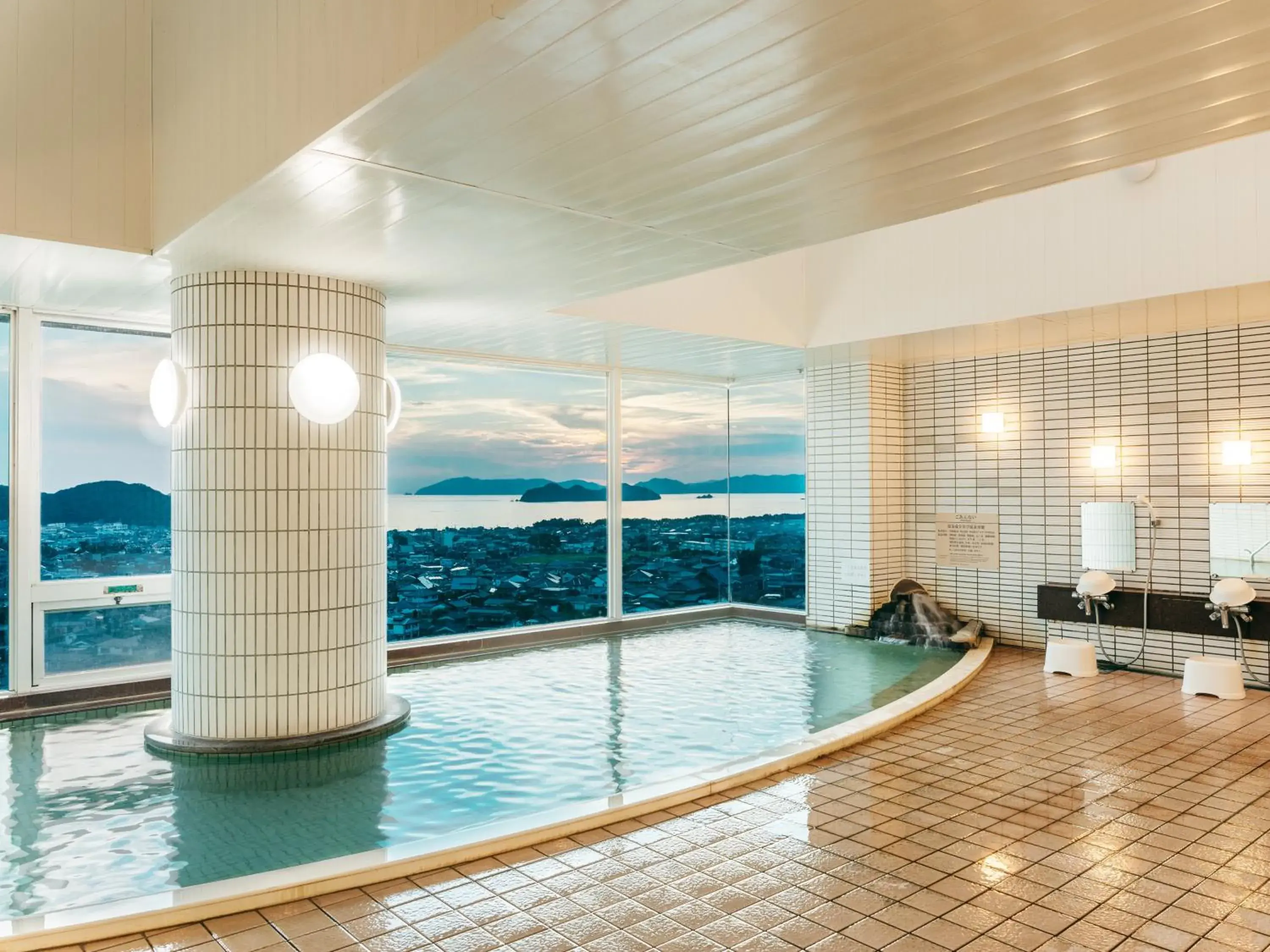 Twin Room - single occupancy in KAMENOI HOTEL Setouchi Hikari Twin Room - single occupancy in KAMENOI HOTEL Setouchi Hikari