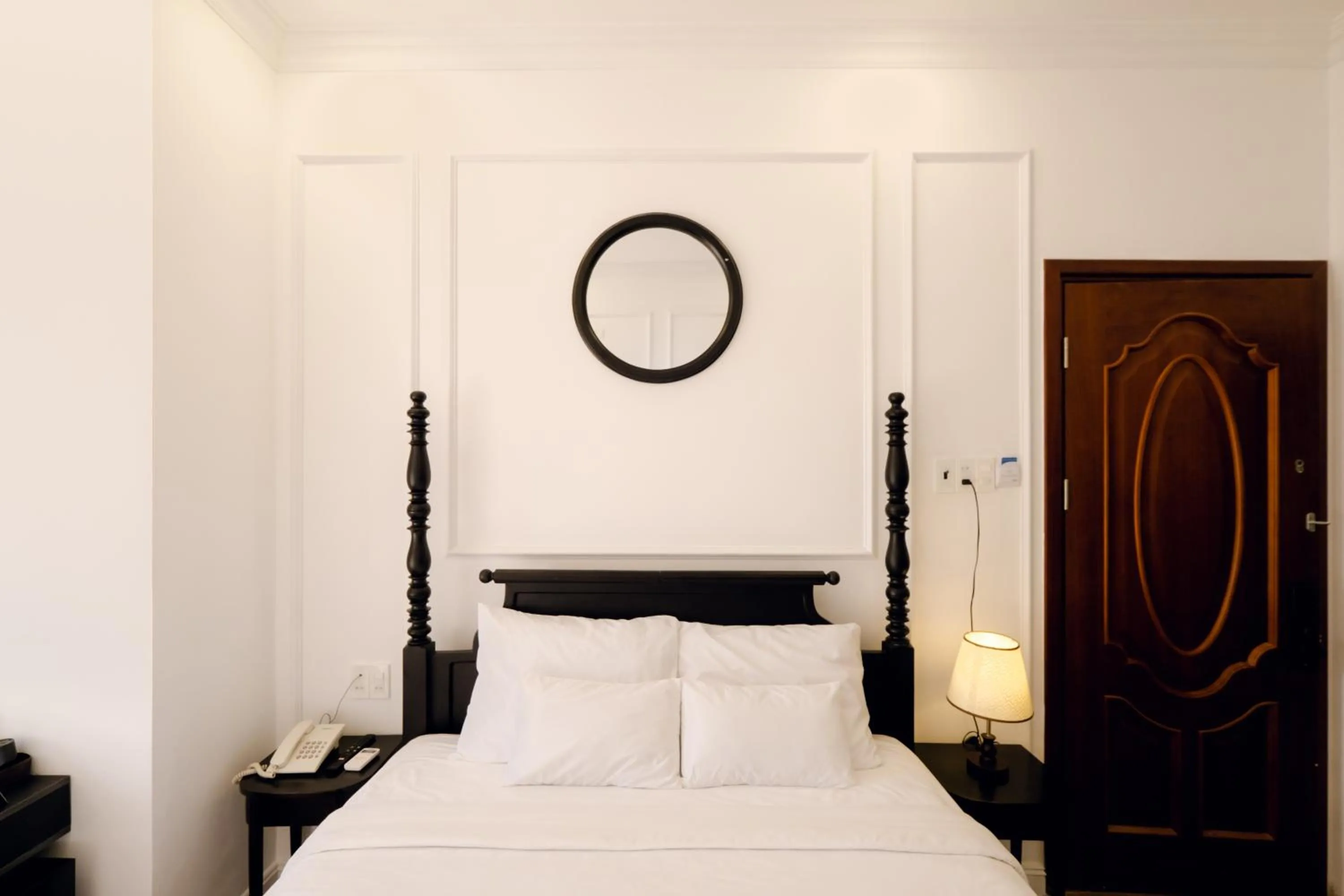 Bedroom, Bed in The Fancy House