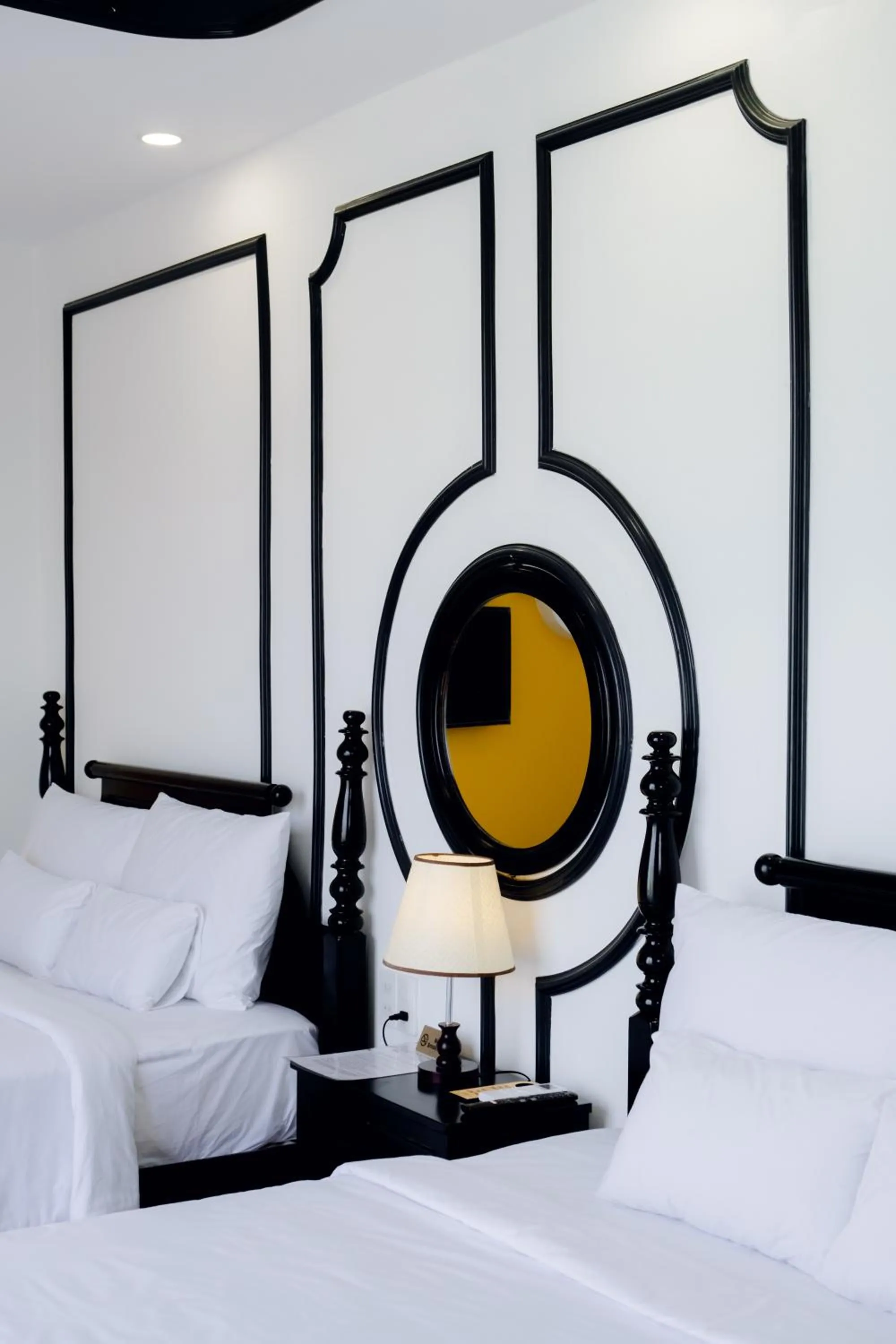 Photo of the whole room, Bed in The Fancy House