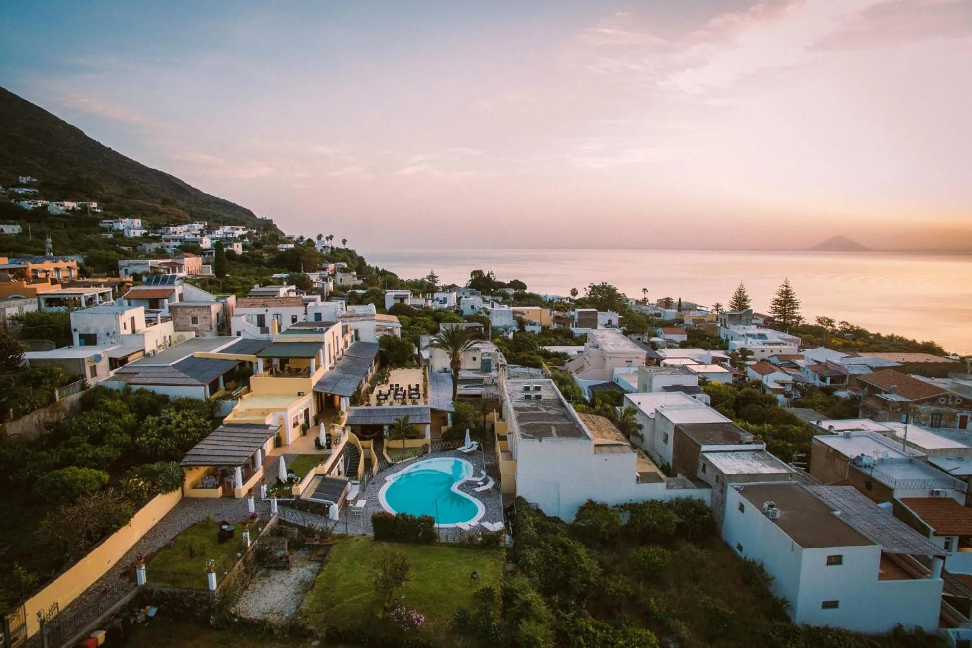 Sunset in Hotel Arcangelo - Salina