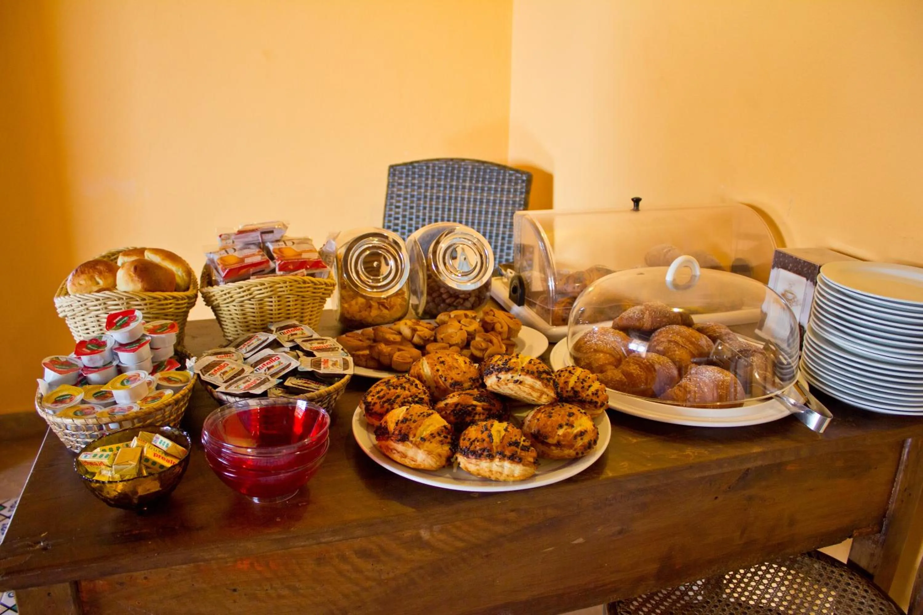 Breakfast in Hotel Arcangelo - Salina