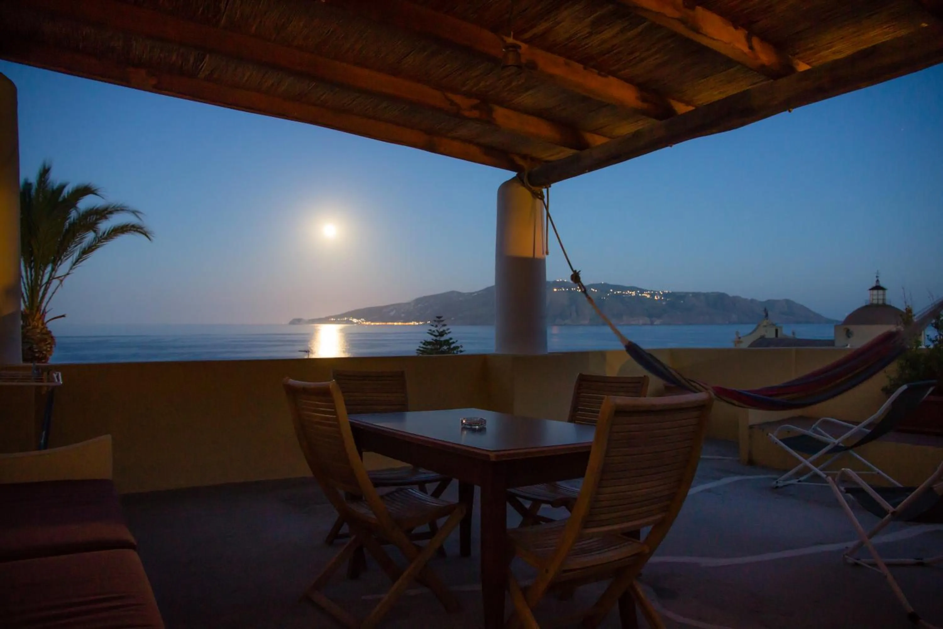 Patio in Hotel Arcangelo - Salina
