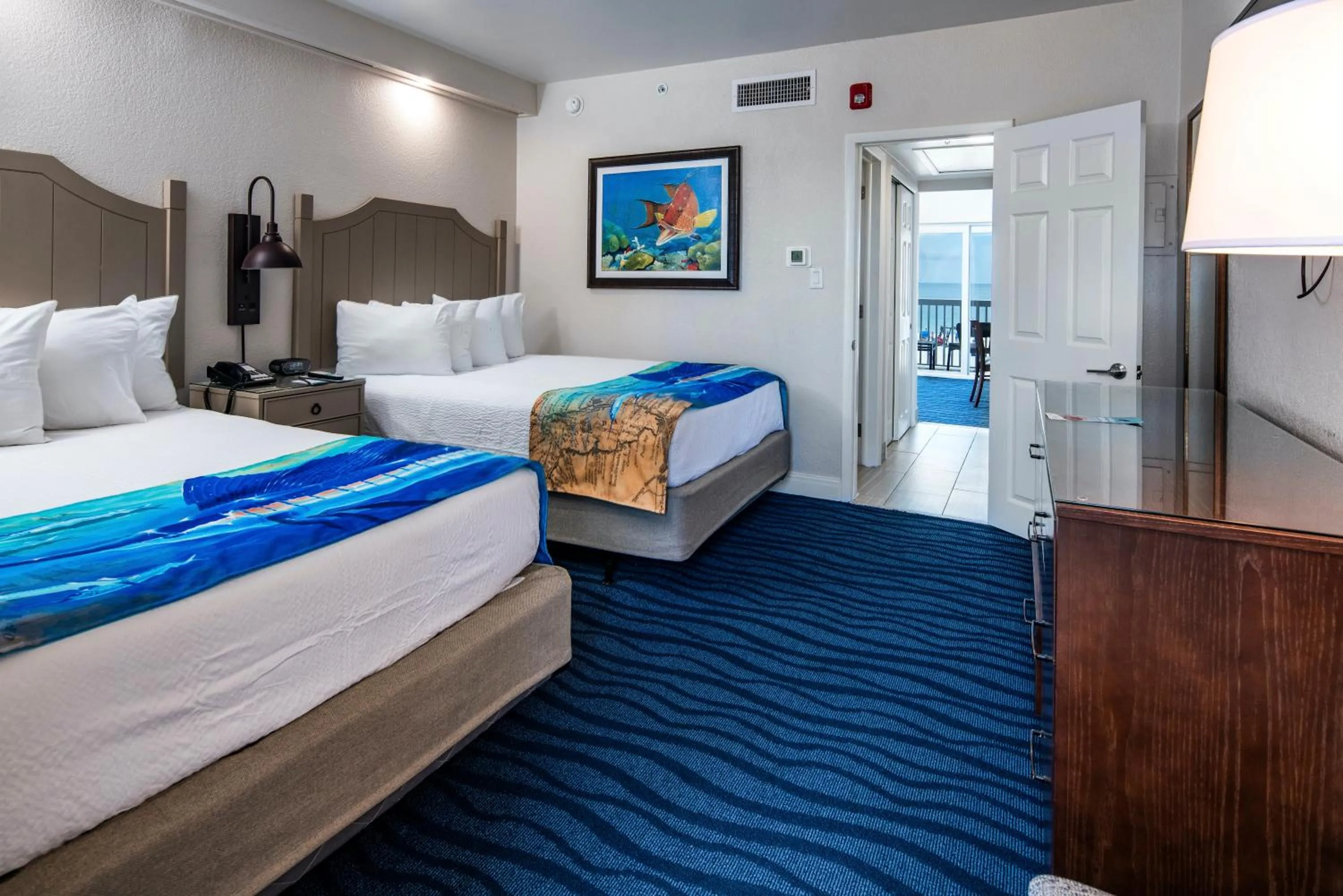 Bedroom, Bed in RumFish Beach at TradeWinds